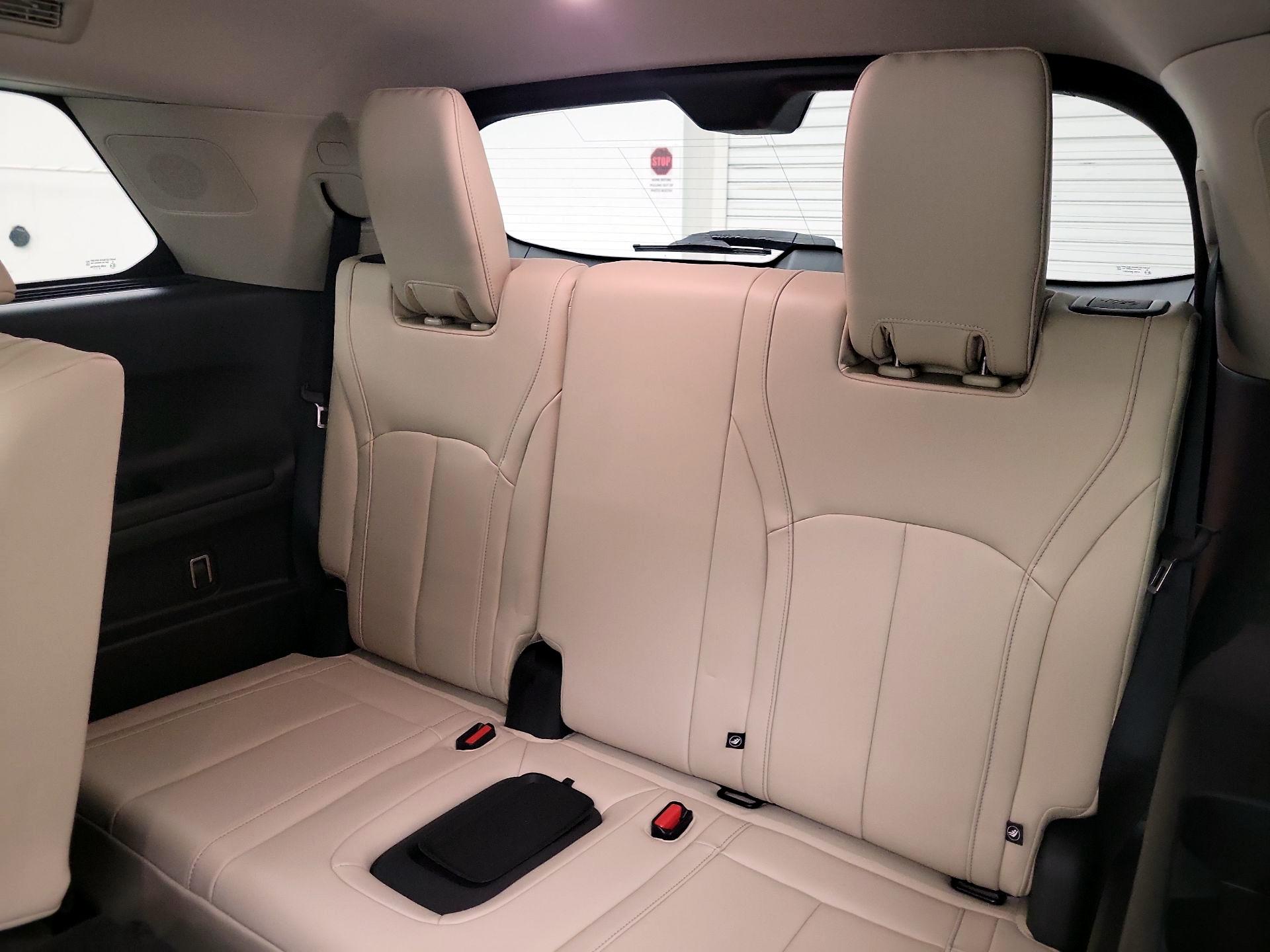 Thumbnail: 2023 INFINITI QX60 - 20