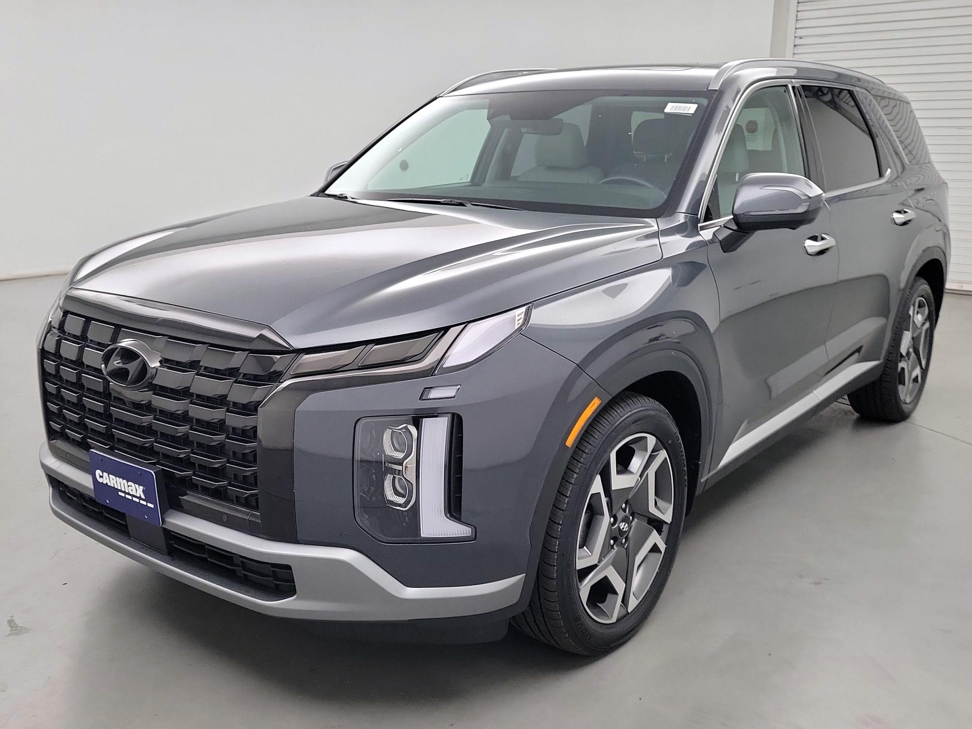 Thumbnail: 2023 Hyundai Palisade - 3