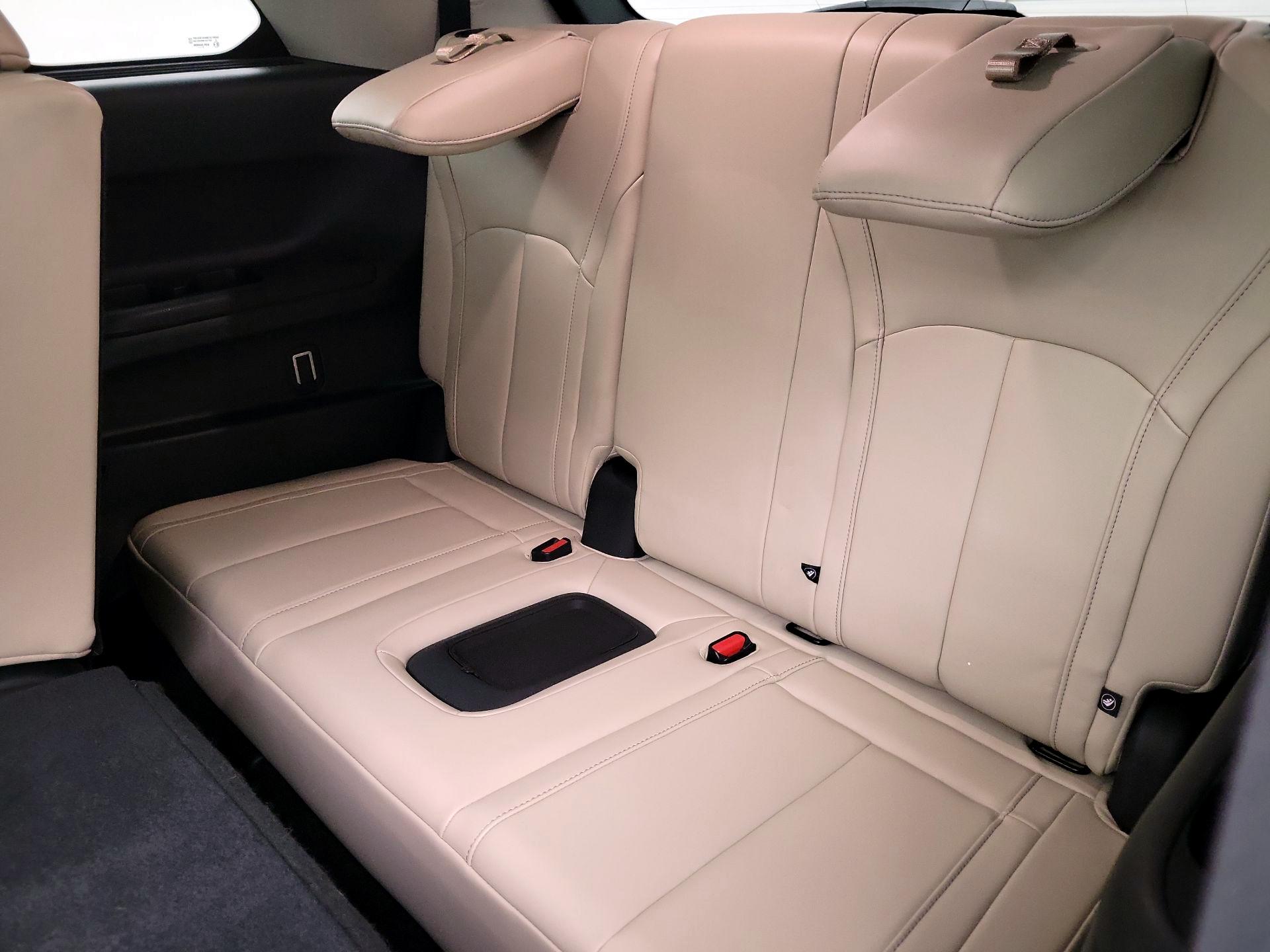 Thumbnail: 2023 INFINITI QX60 - 19