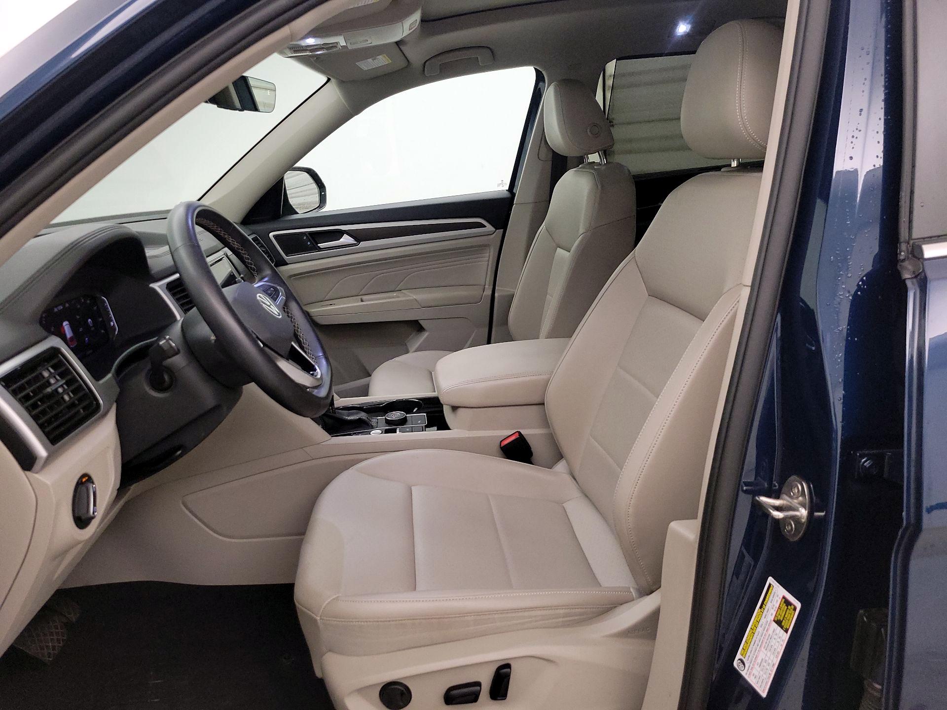 Thumbnail: 2022 Volkswagen Atlas - 11