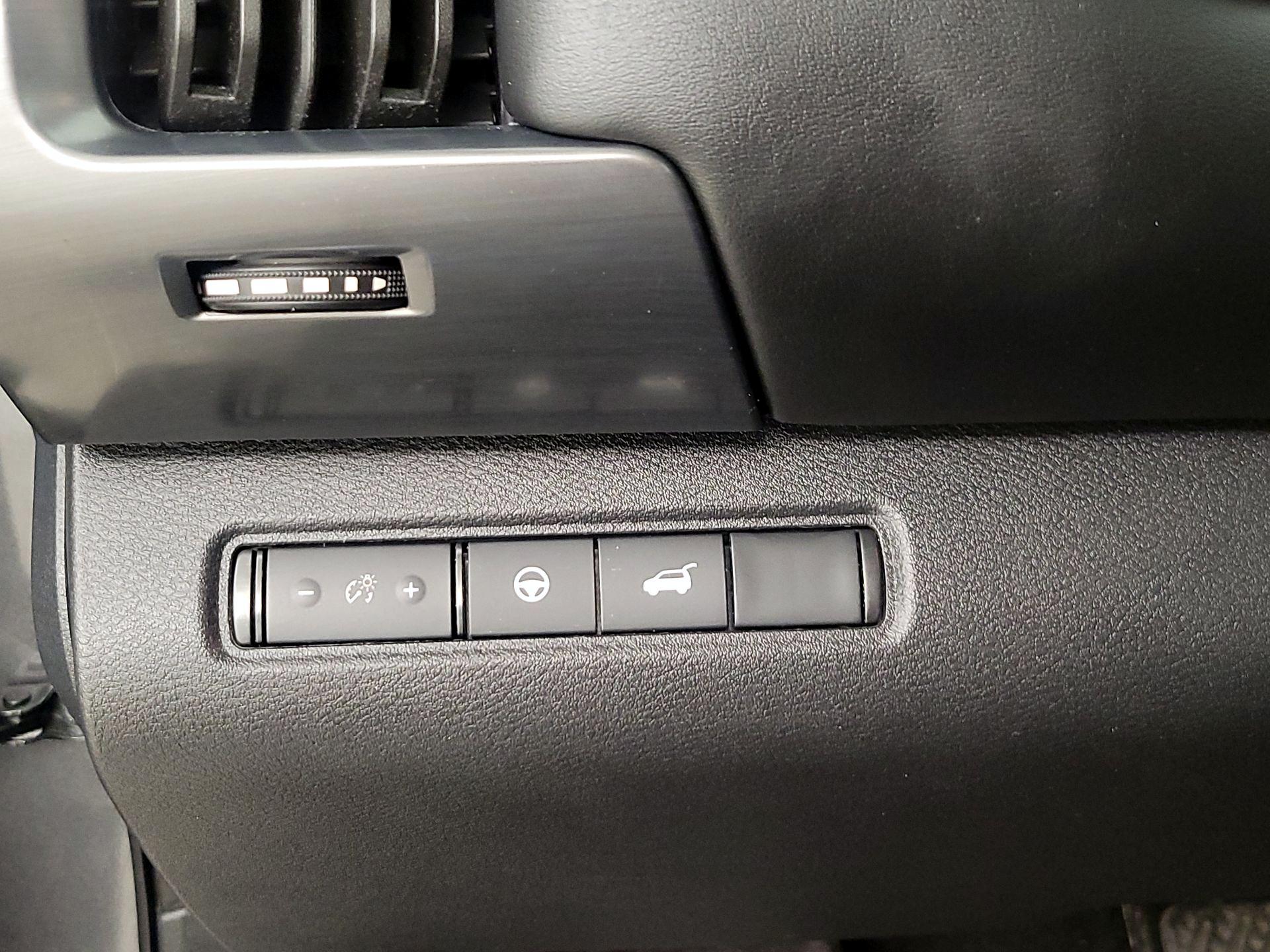 Thumbnail: 2023 Nissan Pathfinder - 13