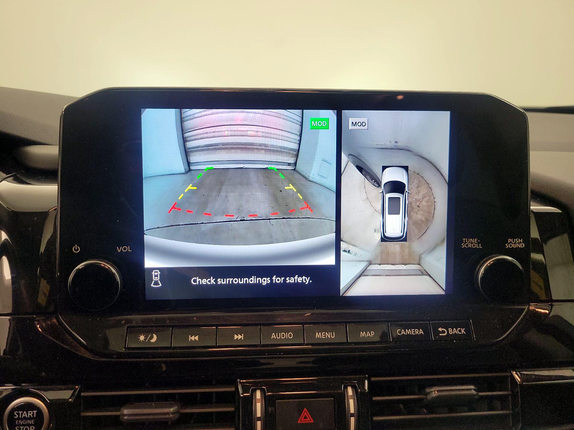 Thumbnail: 2023 Nissan Pathfinder - 15