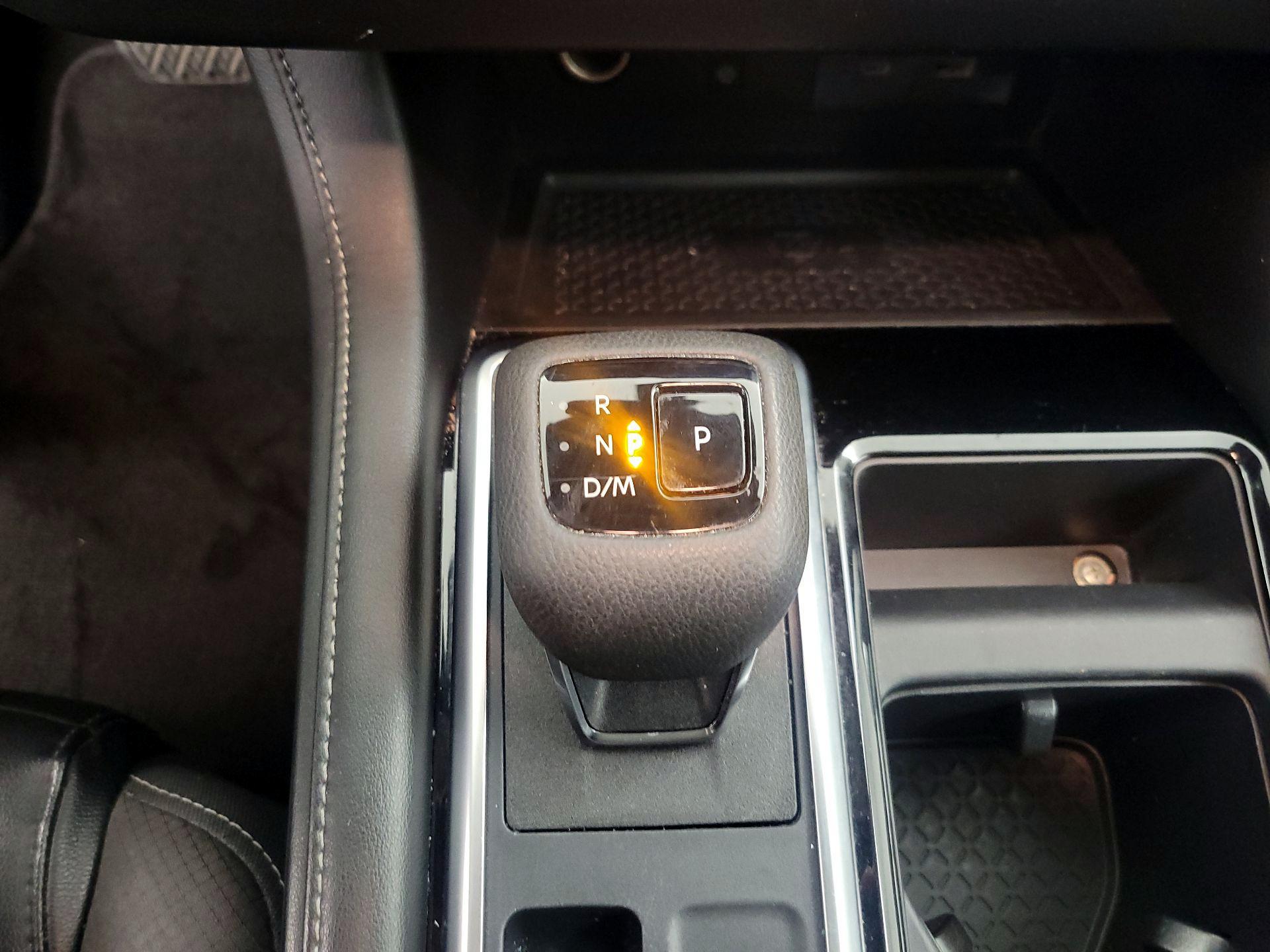 Thumbnail: 2023 Nissan Pathfinder - 18