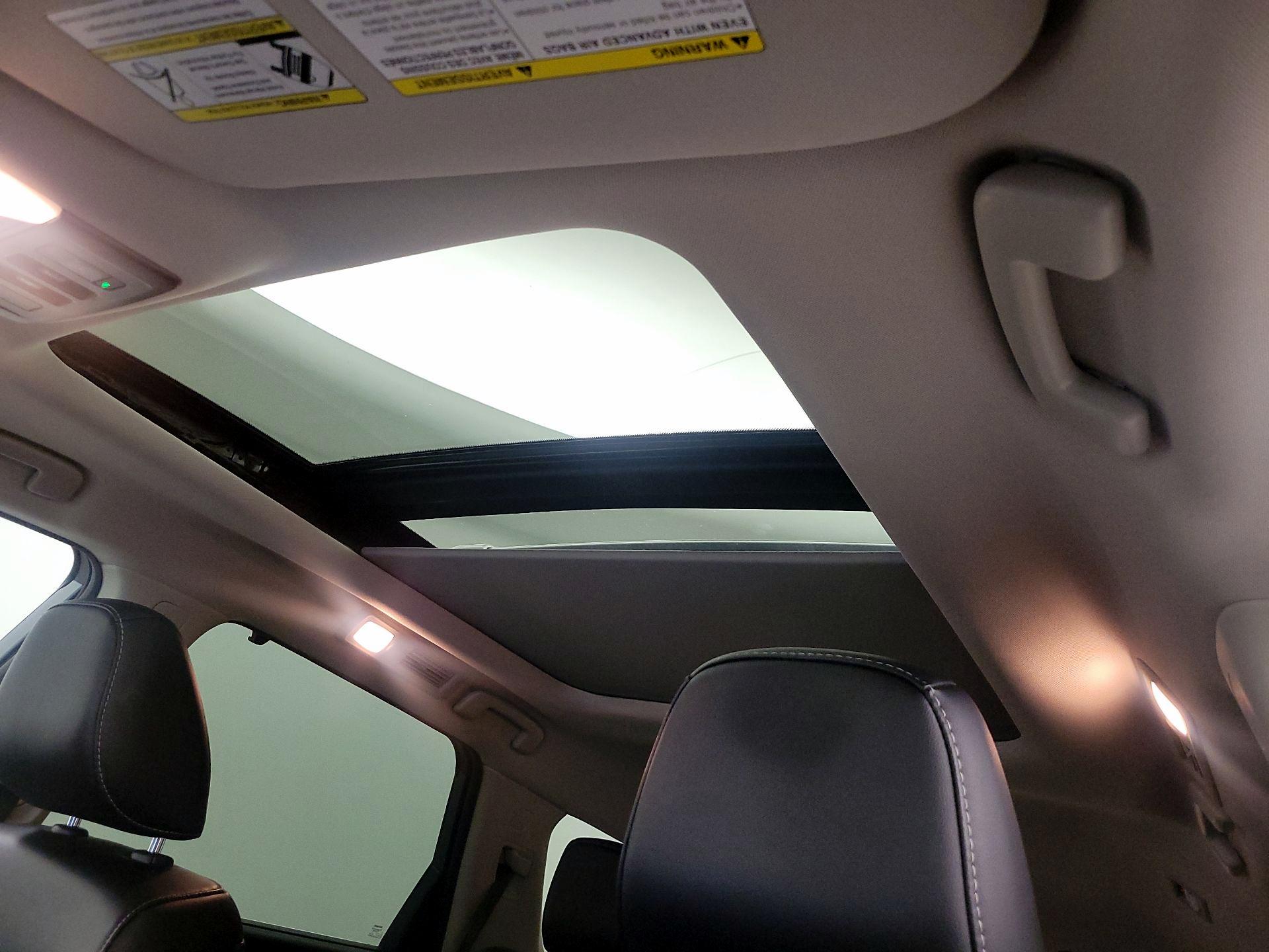 Thumbnail: 2023 Nissan Pathfinder - 20