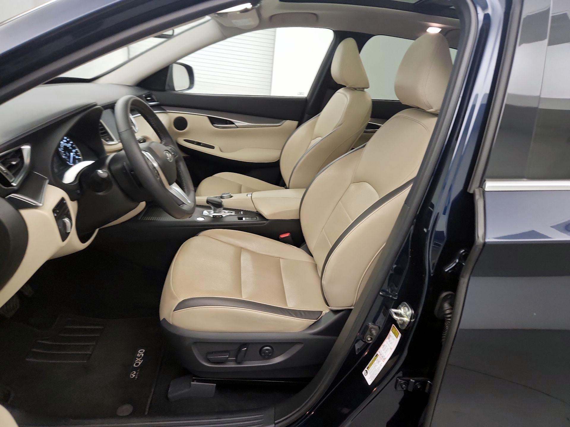 Thumbnail: 2022 INFINITI QX50 - 9