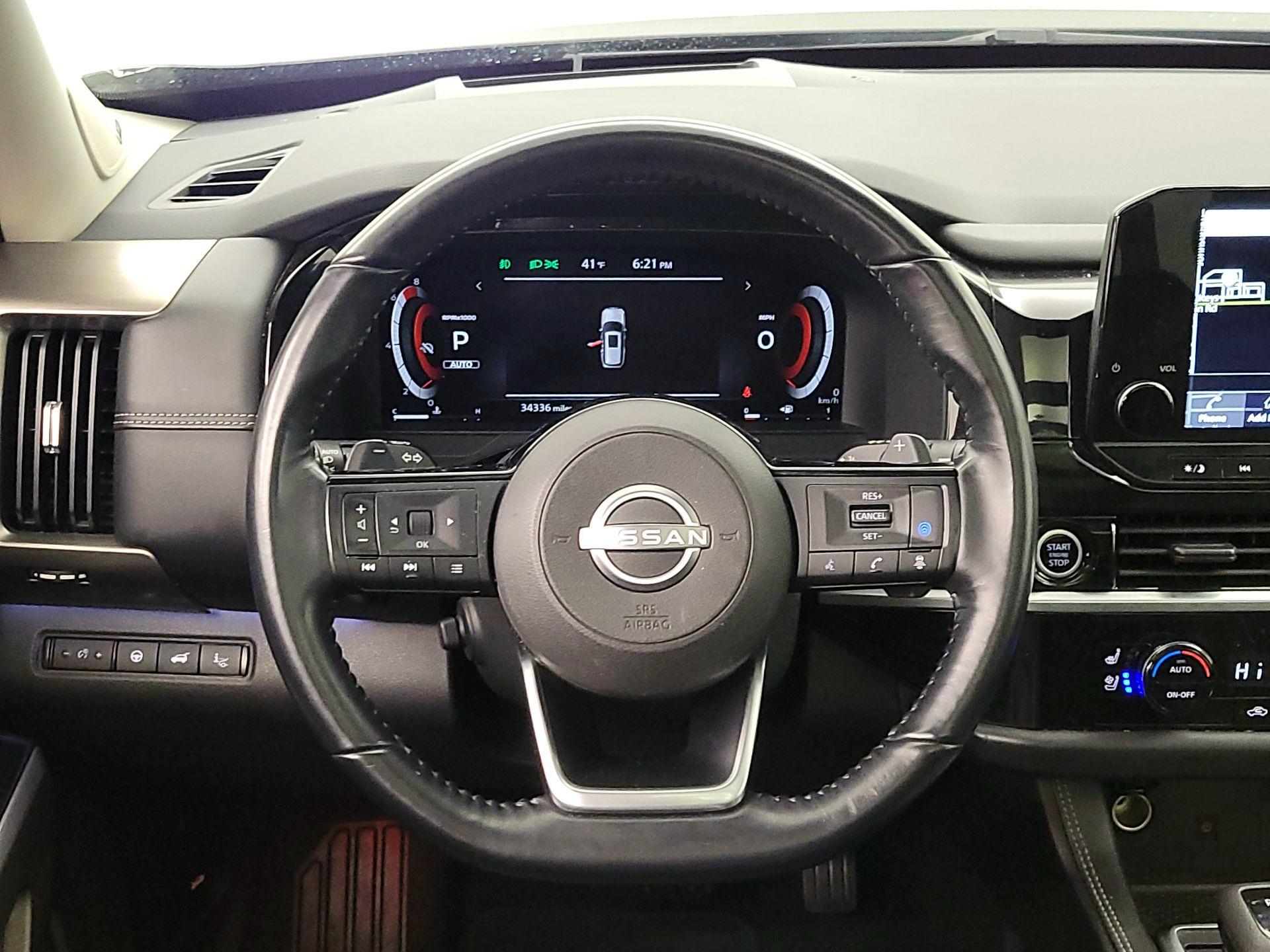 Thumbnail: 2022 Nissan Pathfinder - 10