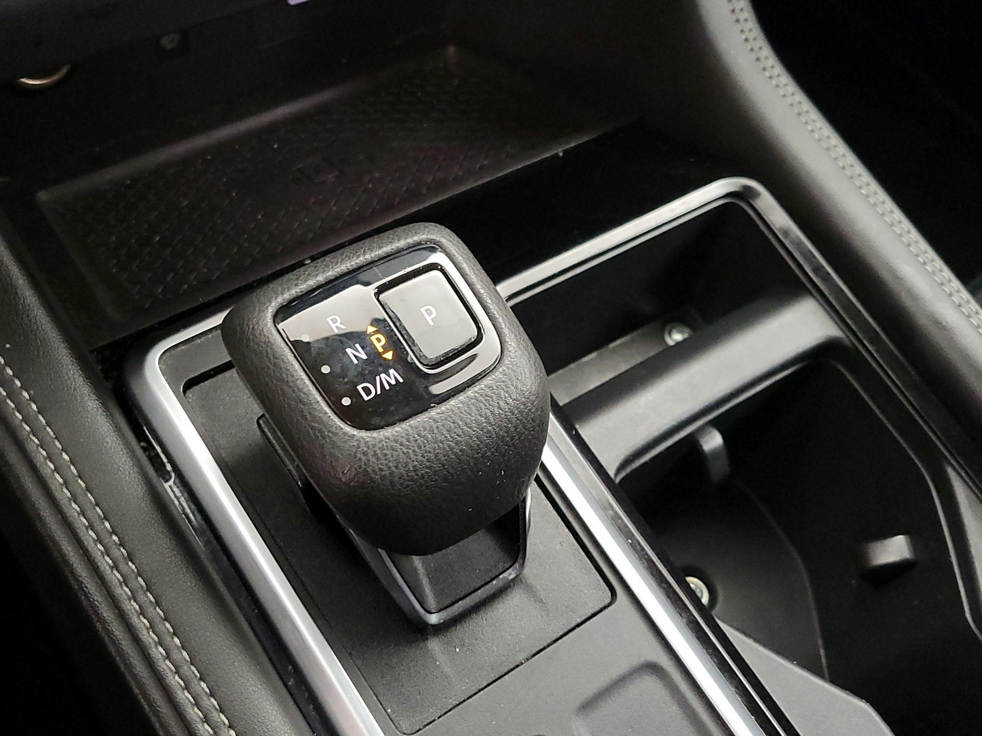 Thumbnail: 2022 Nissan Pathfinder - 18