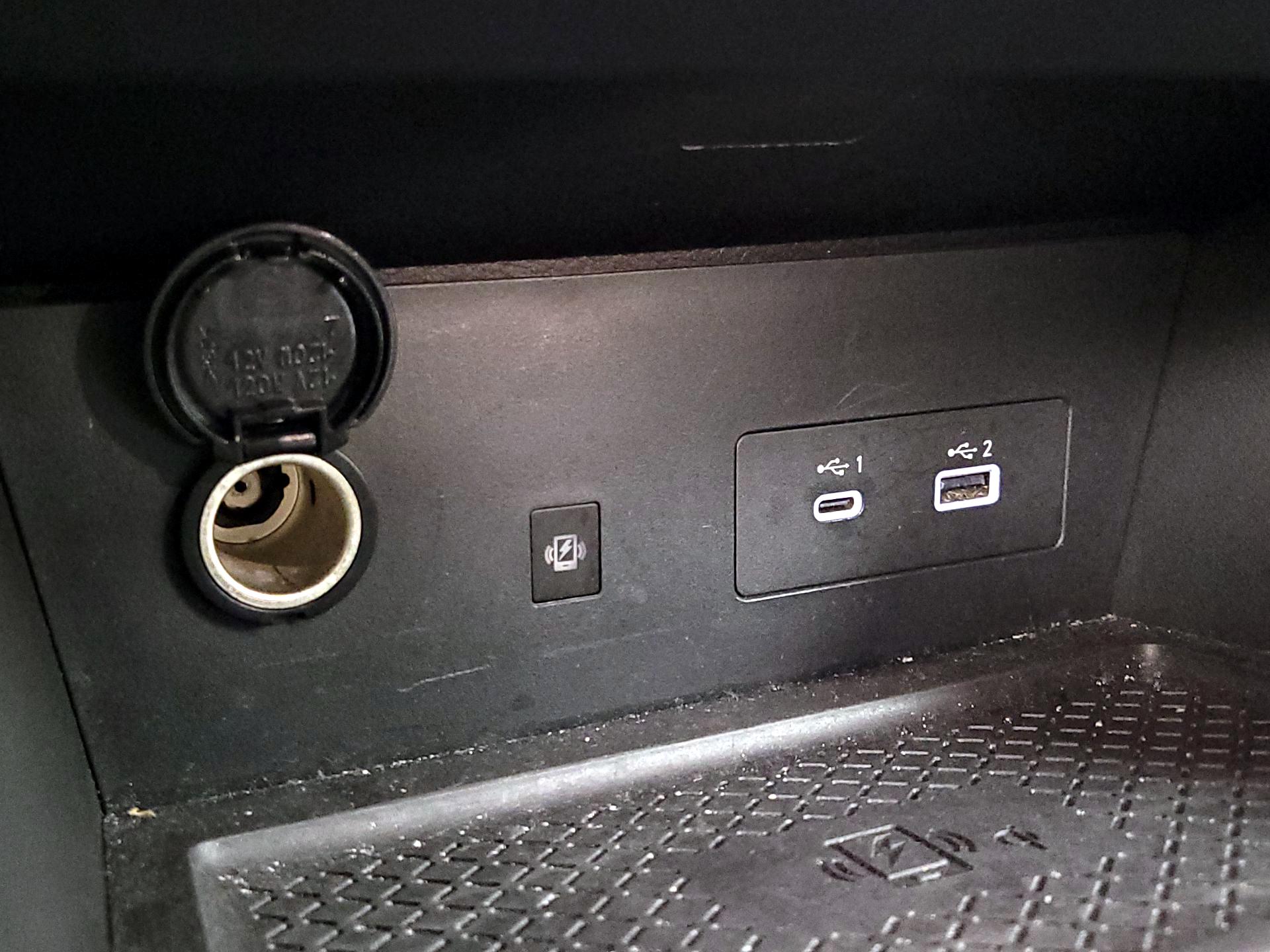 Thumbnail: 2022 Nissan Pathfinder - 19