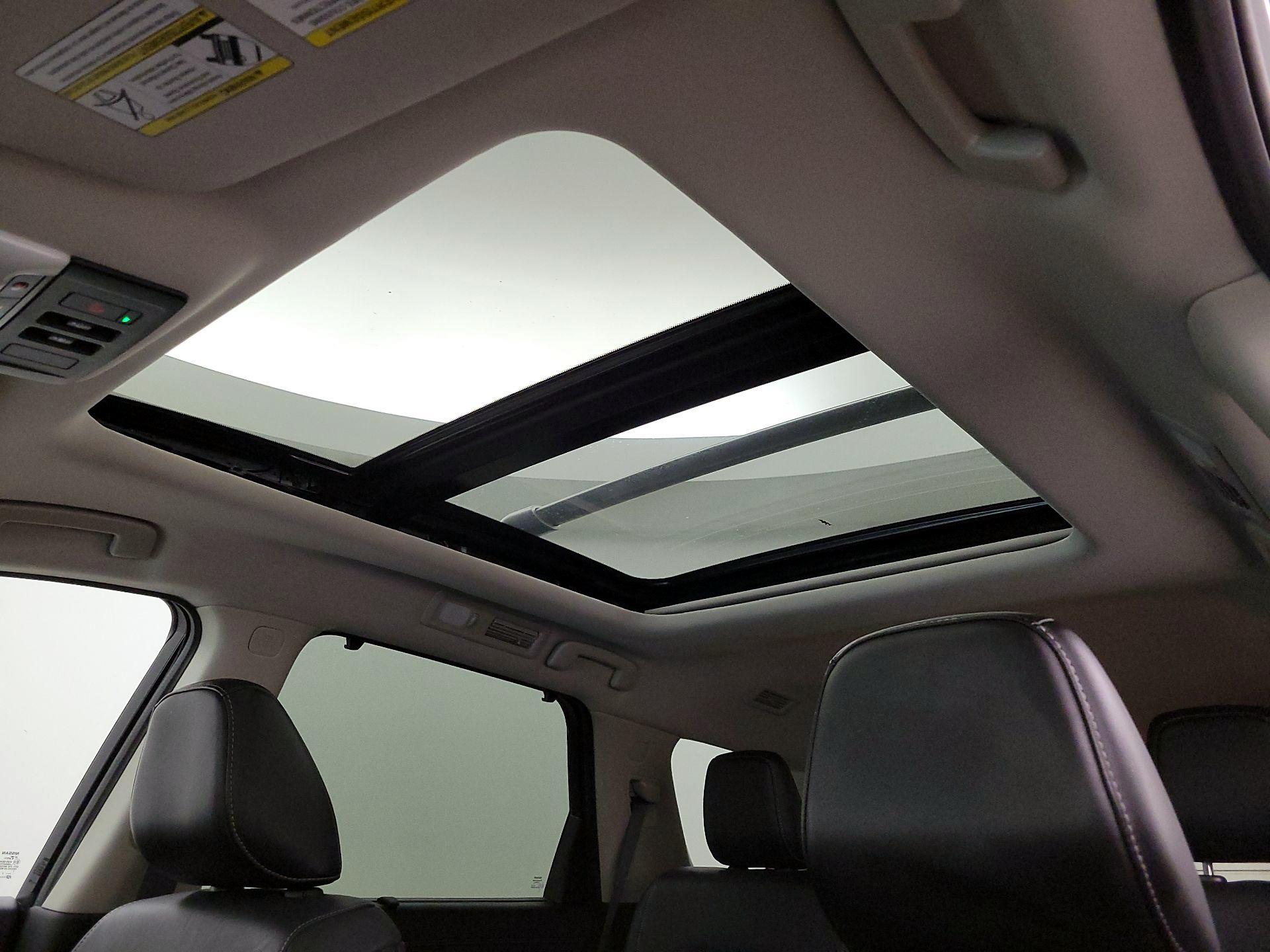 Thumbnail: 2022 Nissan Pathfinder - 20