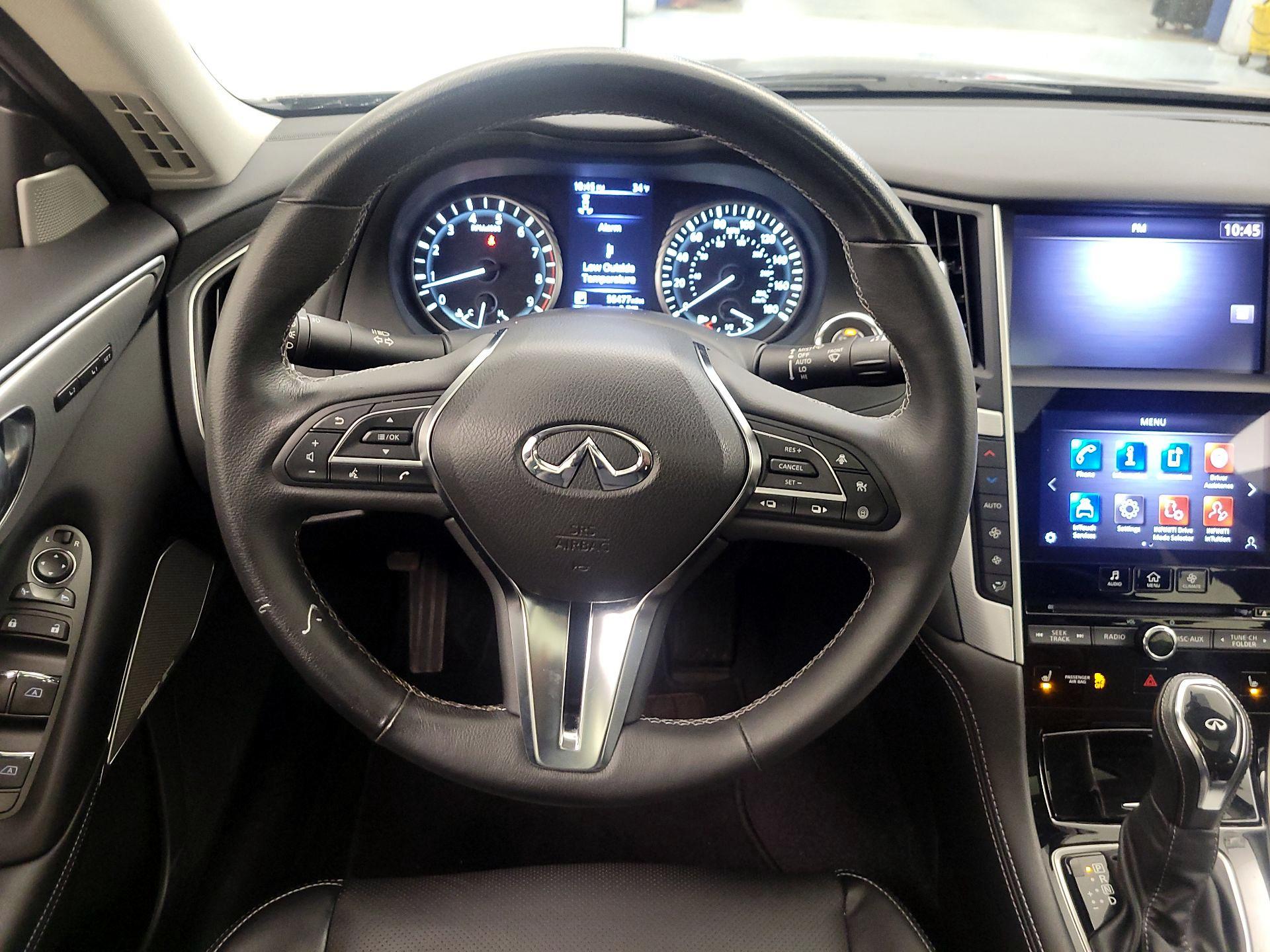 Thumbnail: 2023 INFINITI Q50 - 10