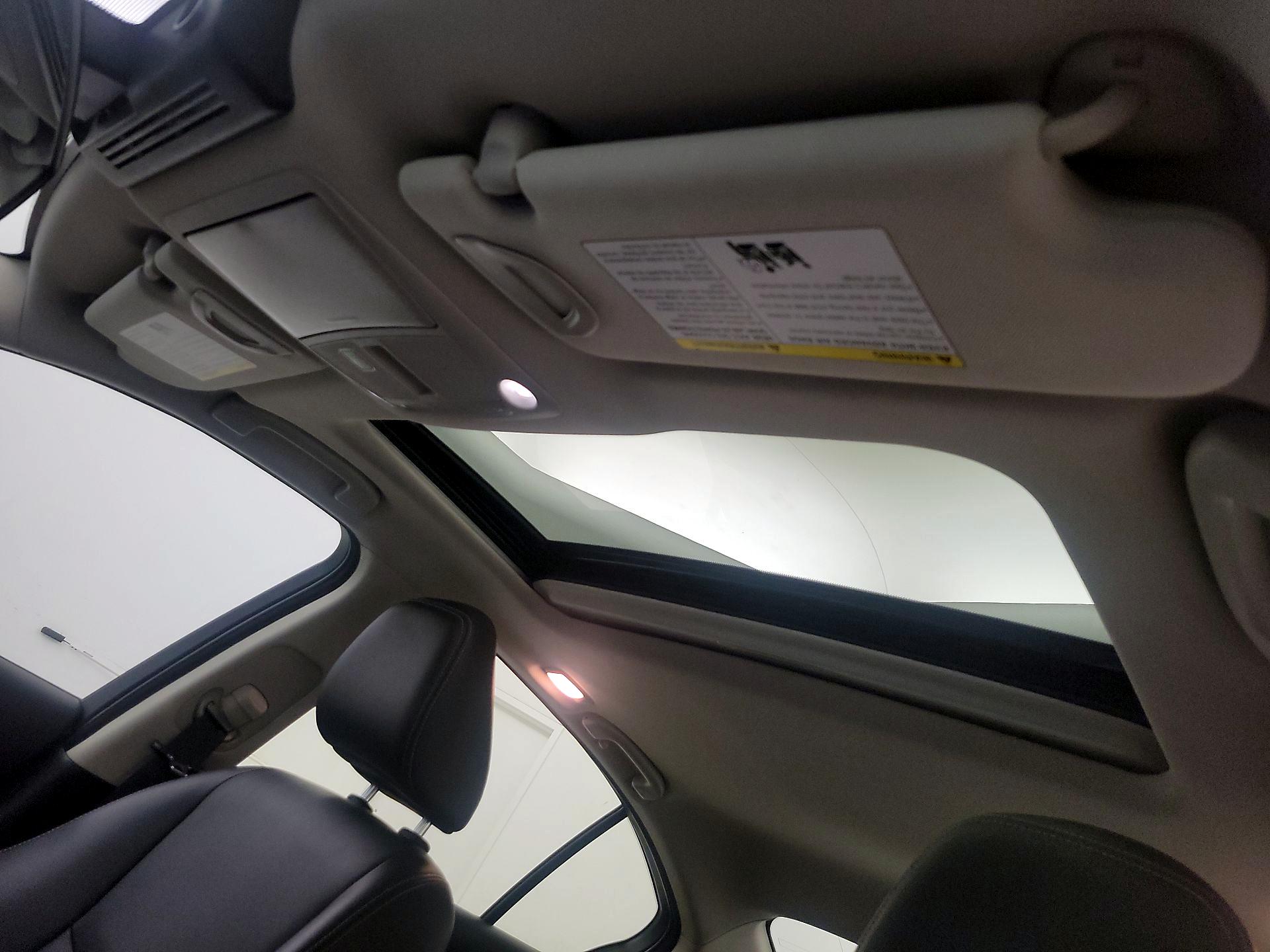 Thumbnail: 2023 INFINITI Q50 - 19