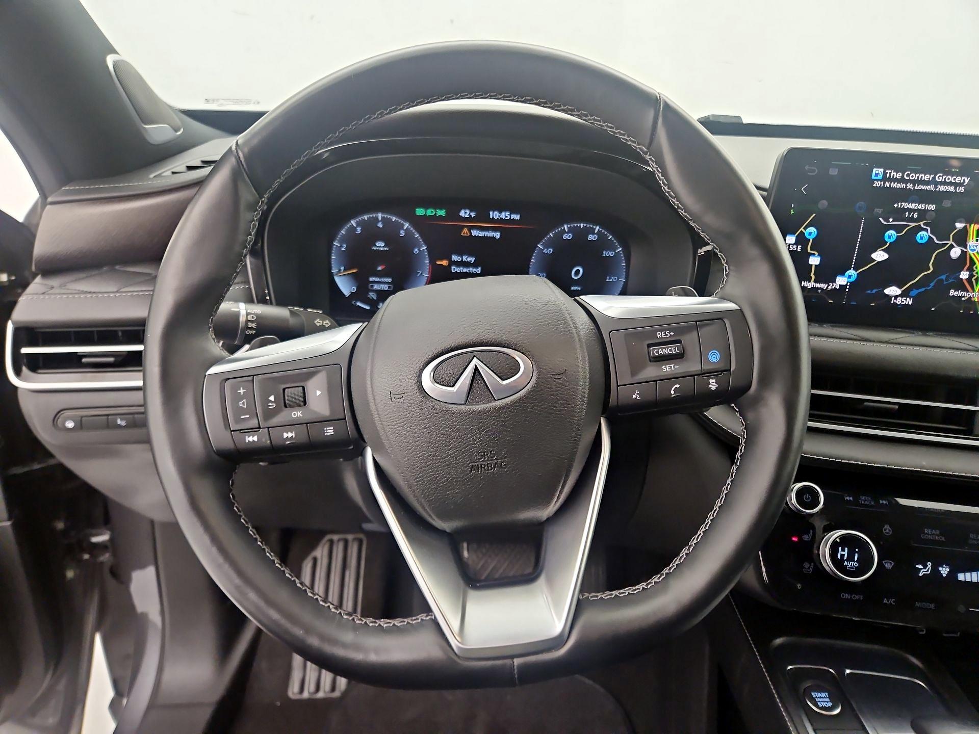 Thumbnail: 2023 INFINITI QX60 - 10