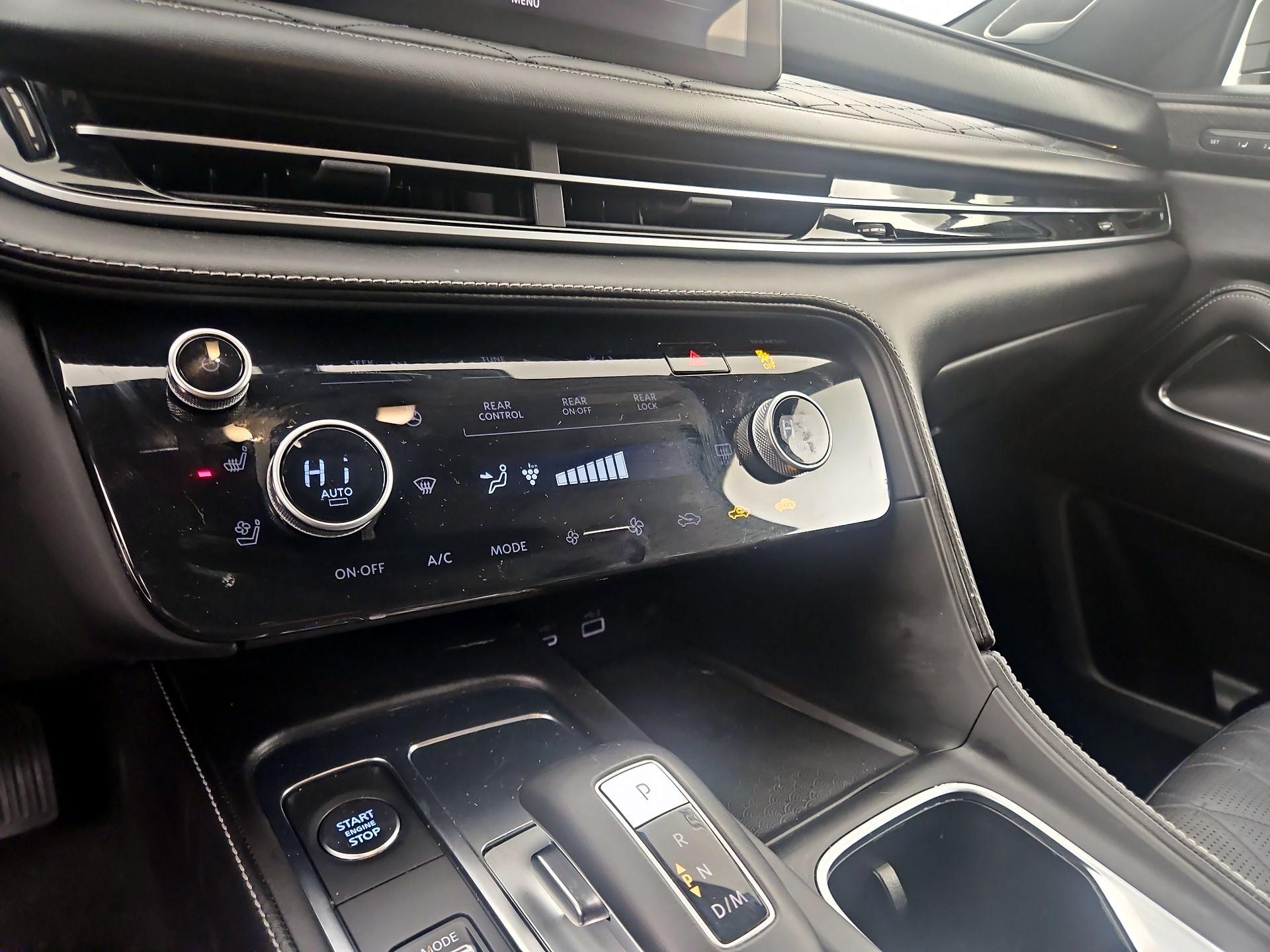 Thumbnail: 2023 INFINITI QX60 - 17