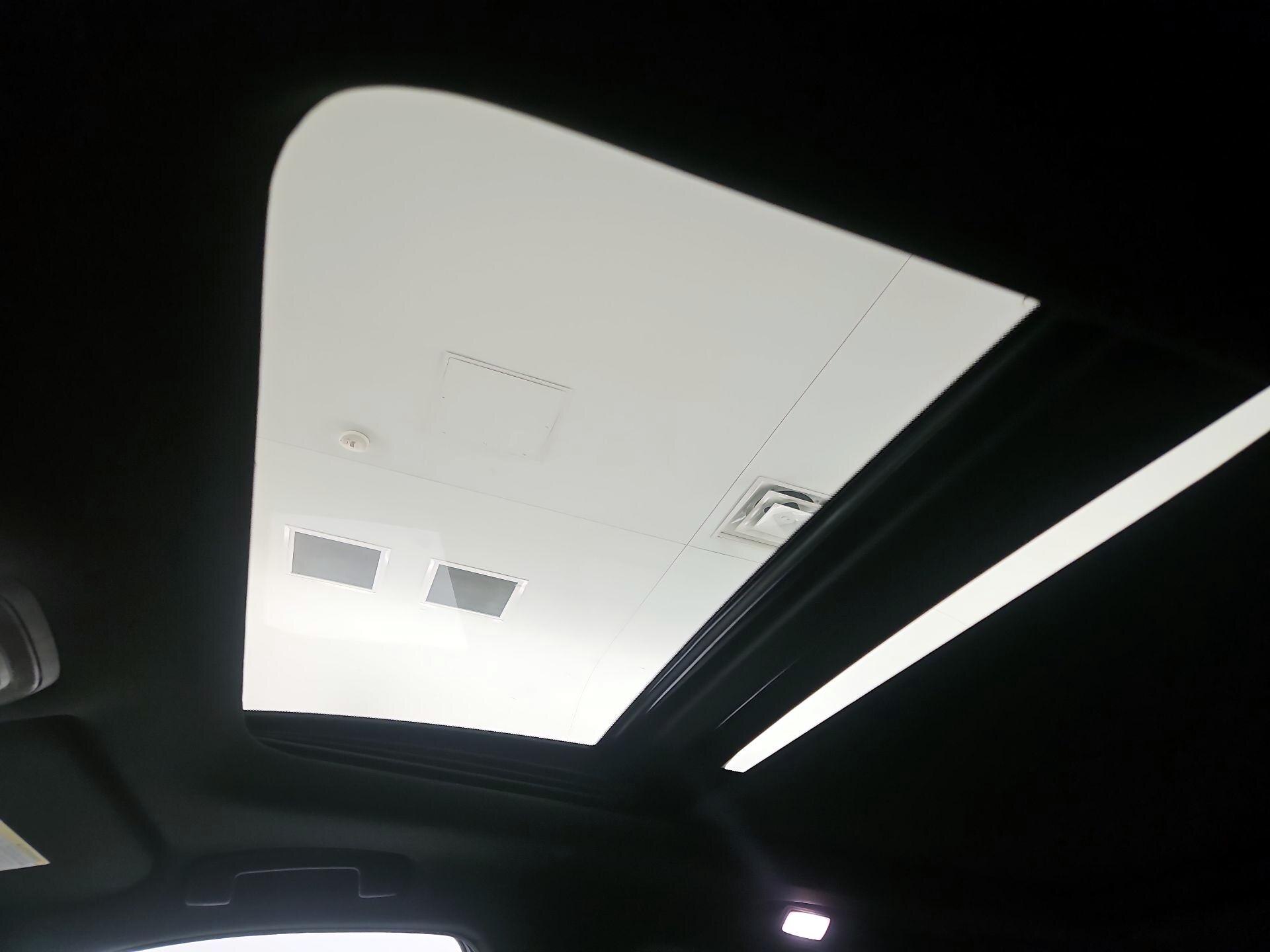 Thumbnail: 2023 INFINITI QX60 - 20