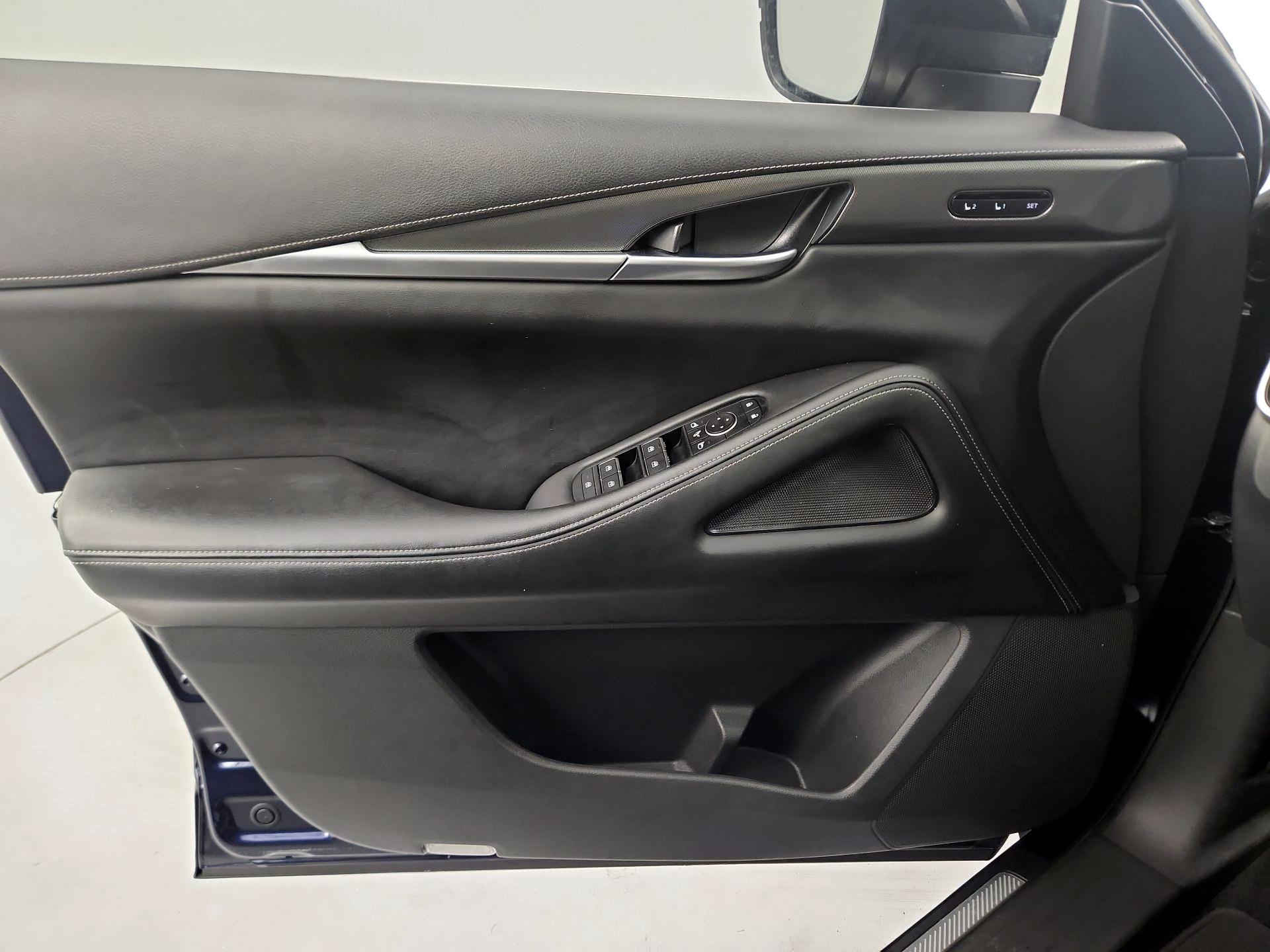 Thumbnail: 2022 INFINITI QX60 - 10