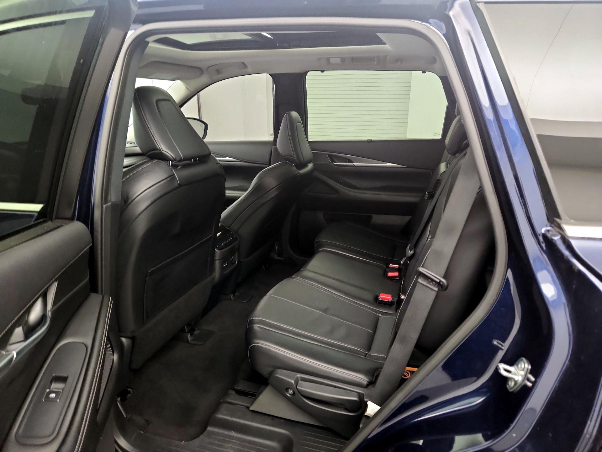 Thumbnail: 2022 INFINITI QX60 - 19