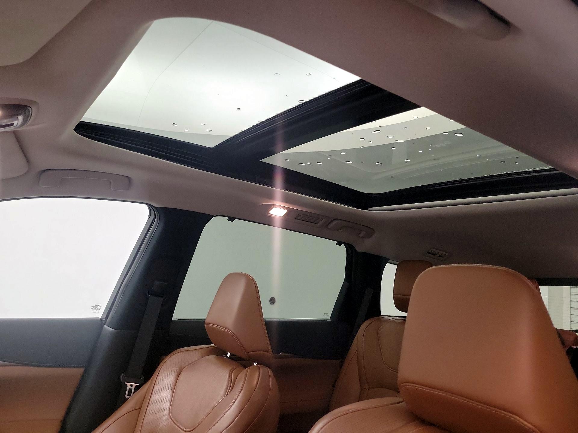 Thumbnail: 2023 INFINITI QX60 - 18