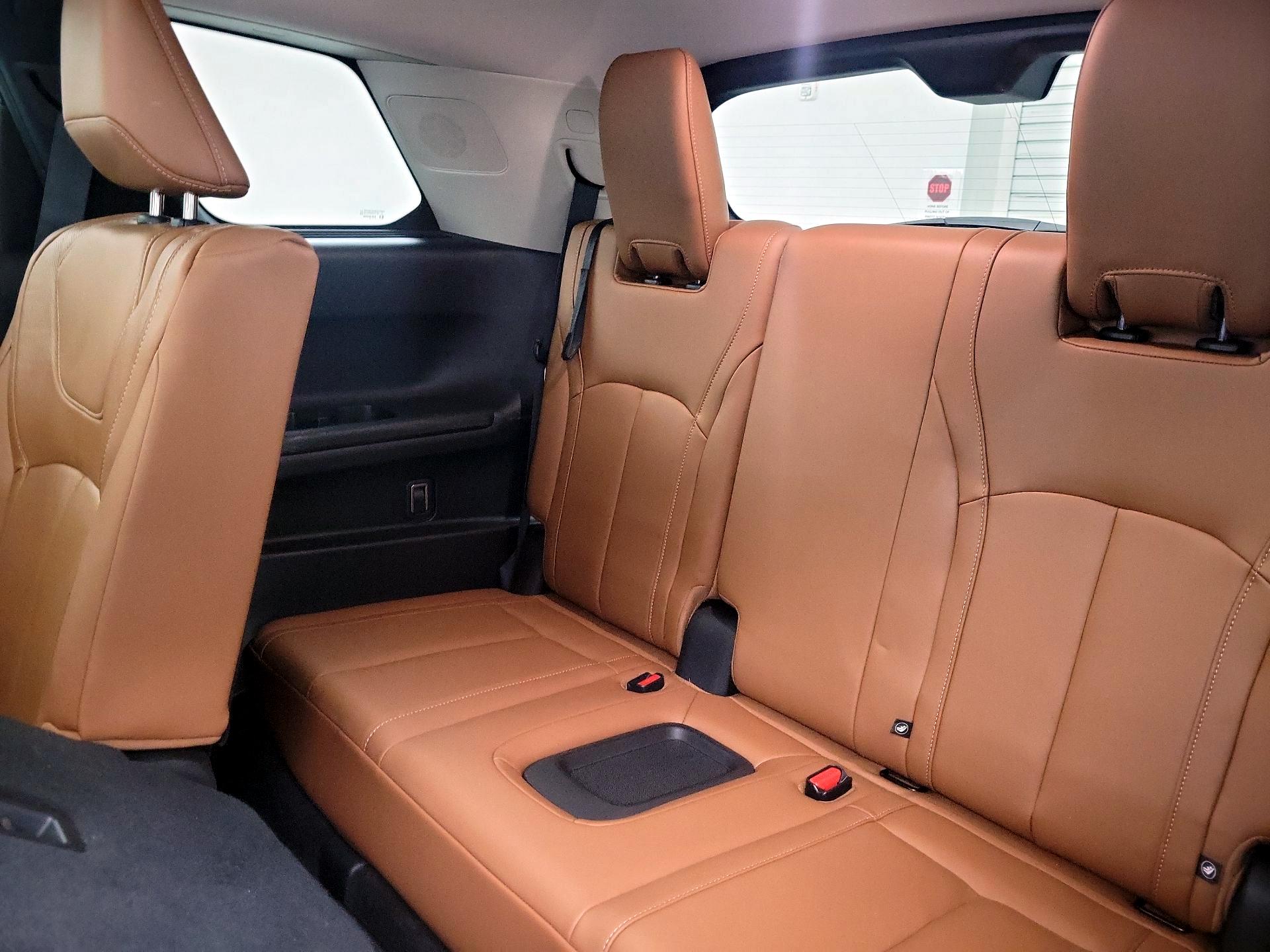 Thumbnail: 2023 INFINITI QX60 - 20