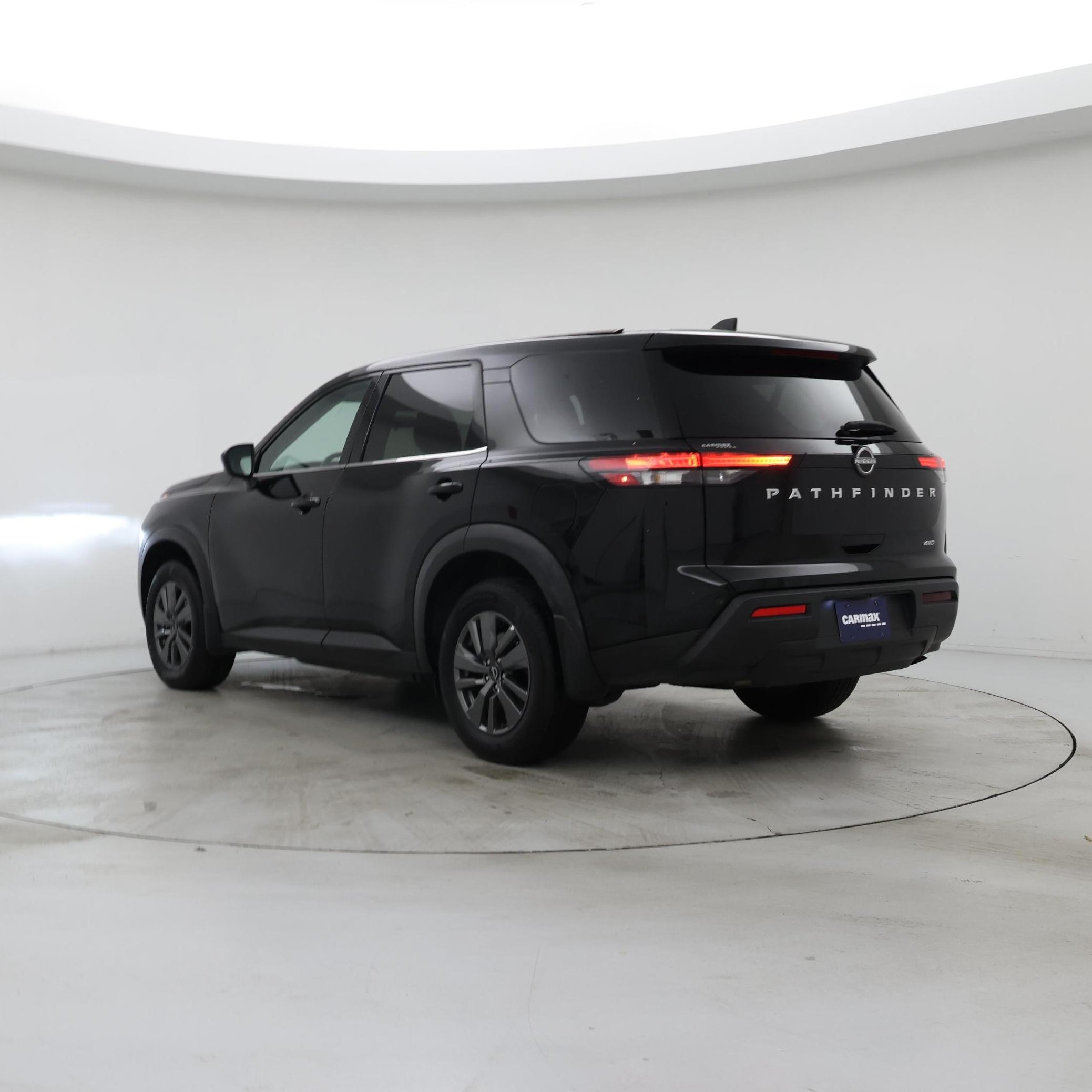 Thumbnail: 2024 Nissan Pathfinder - 2