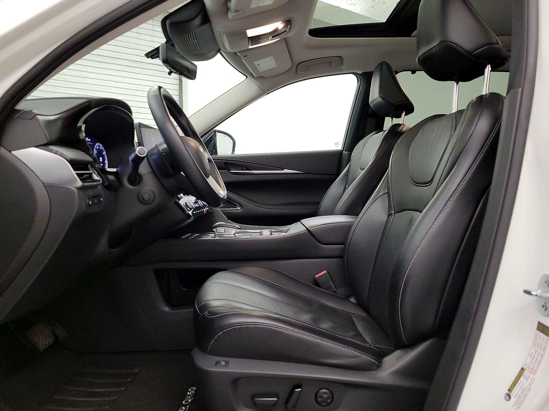 Thumbnail: 2023 INFINITI QX60 - 11