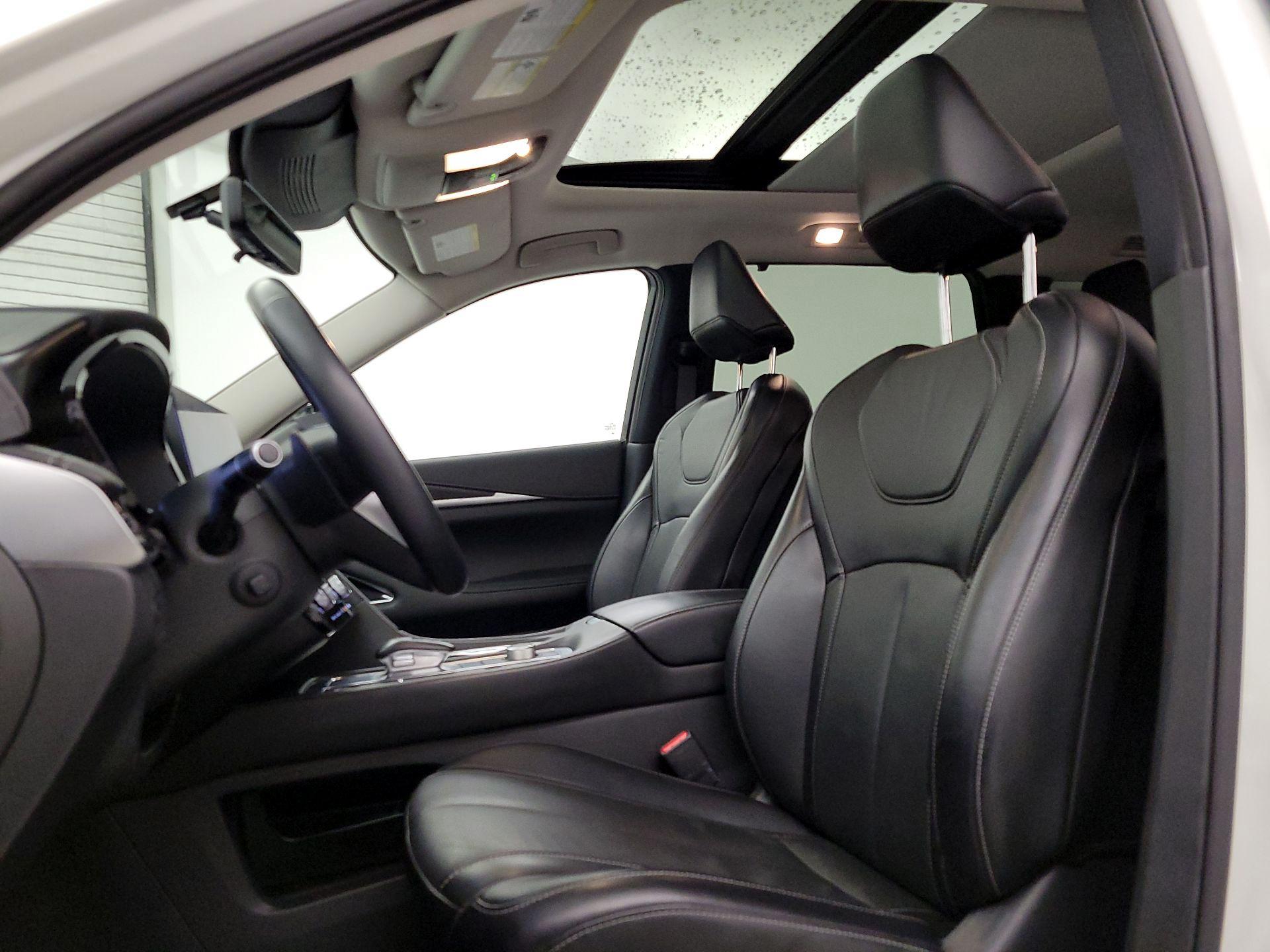 Thumbnail: 2023 INFINITI QX60 - 19