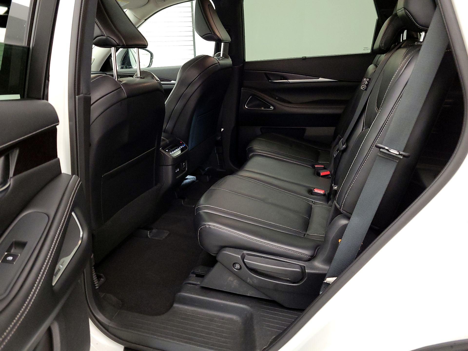 Thumbnail: 2023 INFINITI QX60 - 20