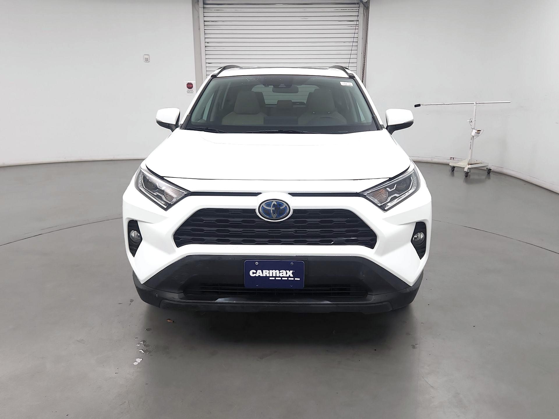 Thumbnail: 2020 Toyota RAV4 - 2