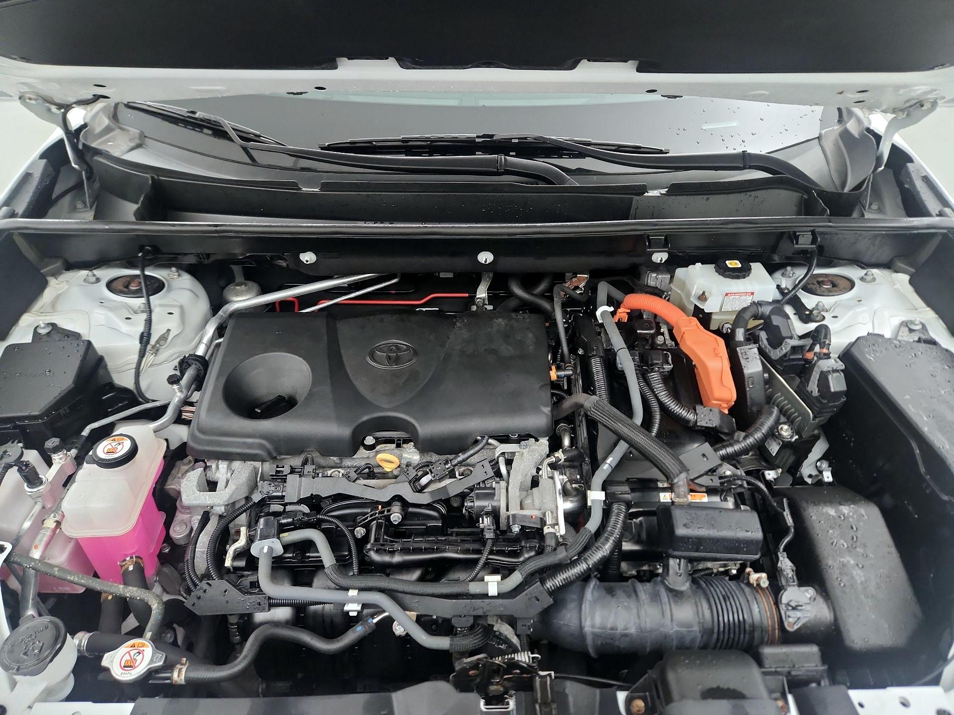 Thumbnail: 2020 Toyota RAV4 - 20