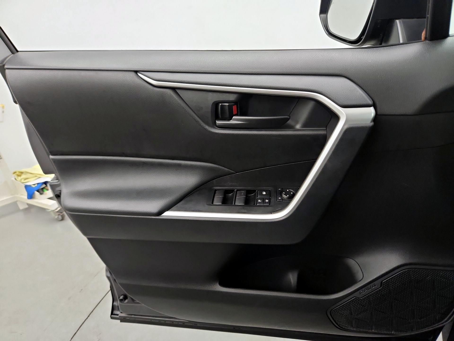 Thumbnail: 2024 Toyota RAV4 - 10