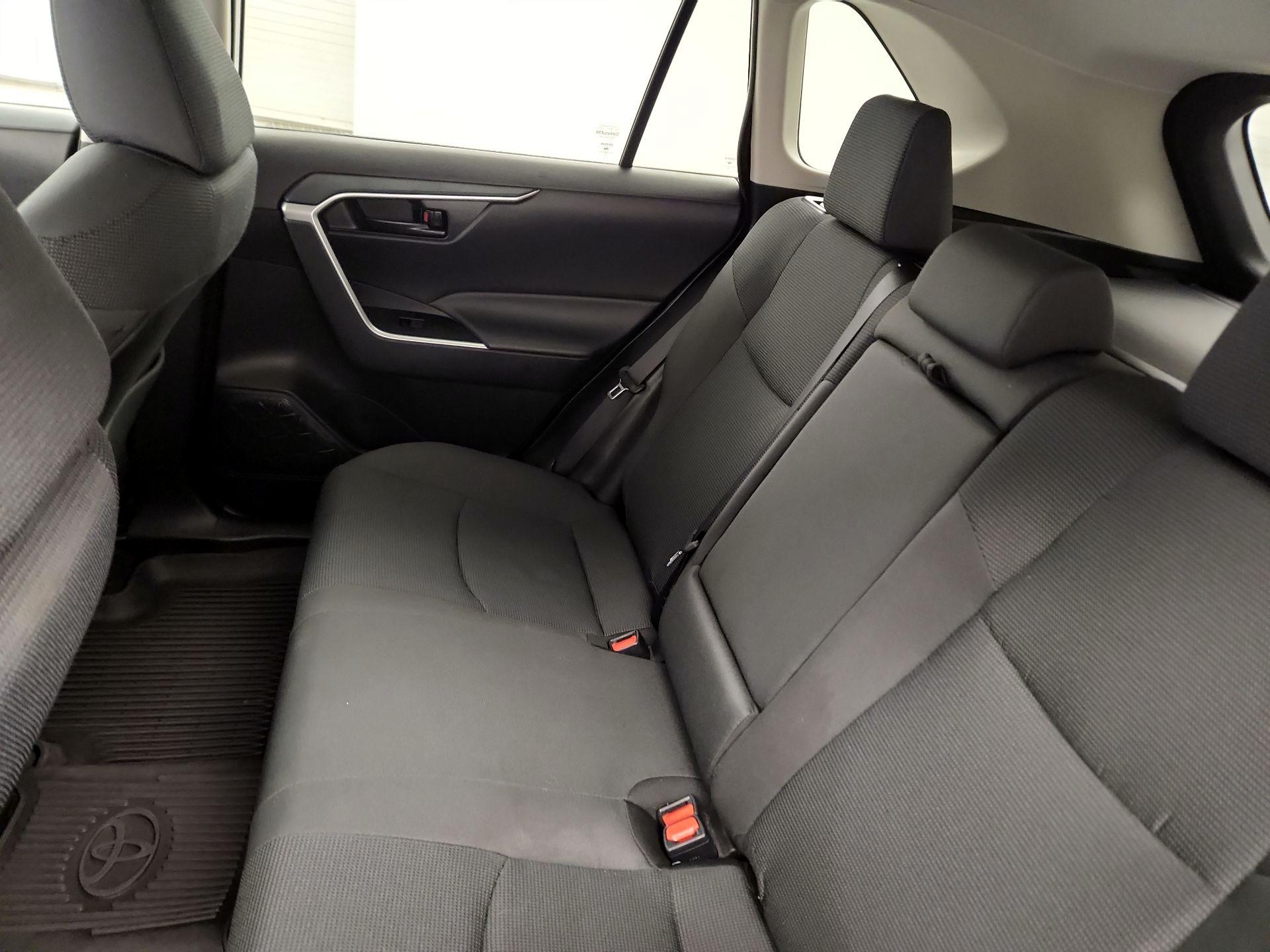 Thumbnail: 2024 Toyota RAV4 - 18