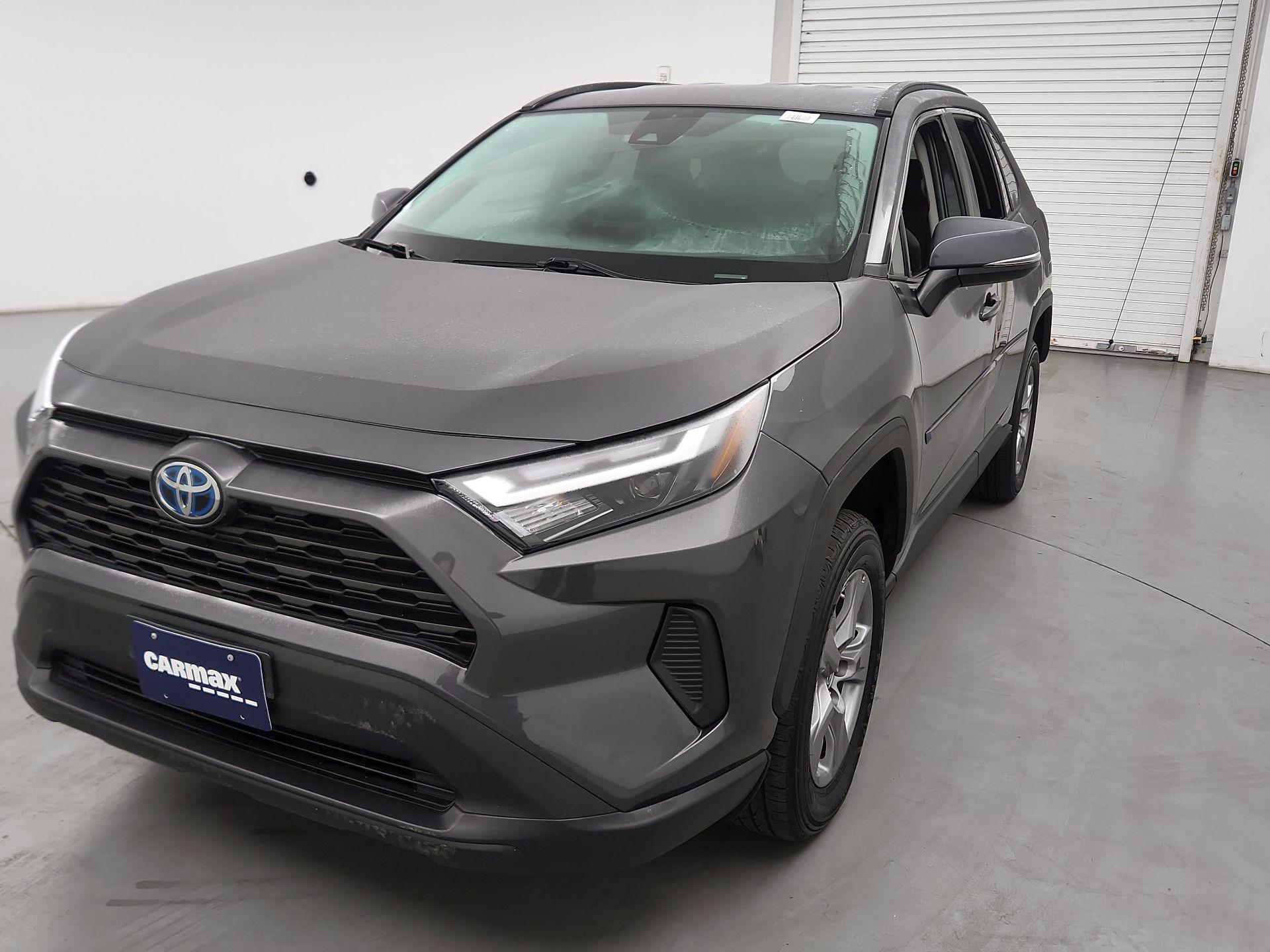 Thumbnail: 2024 Toyota RAV4 - 3