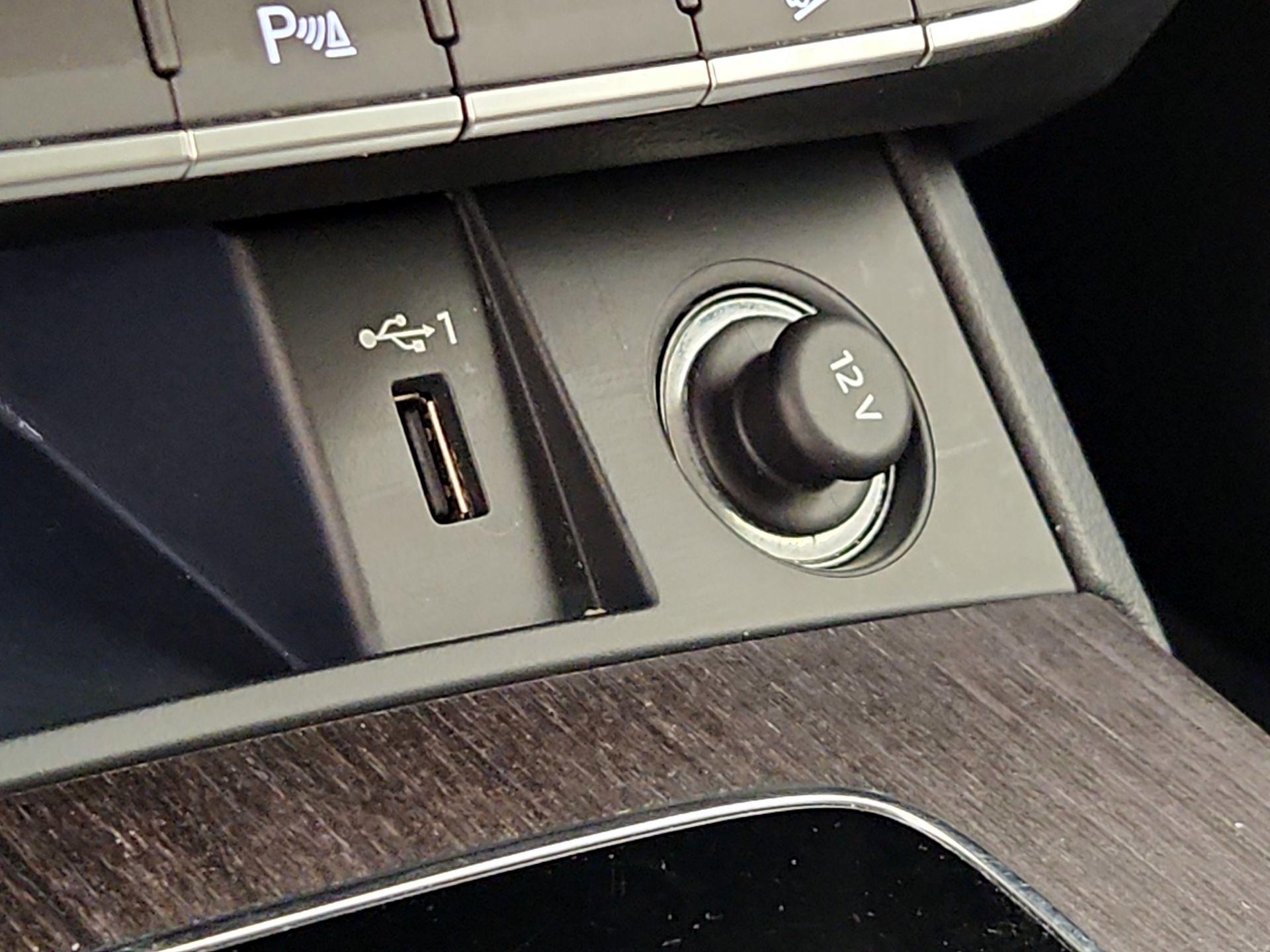 Thumbnail: 2023 Audi Q5 - 18