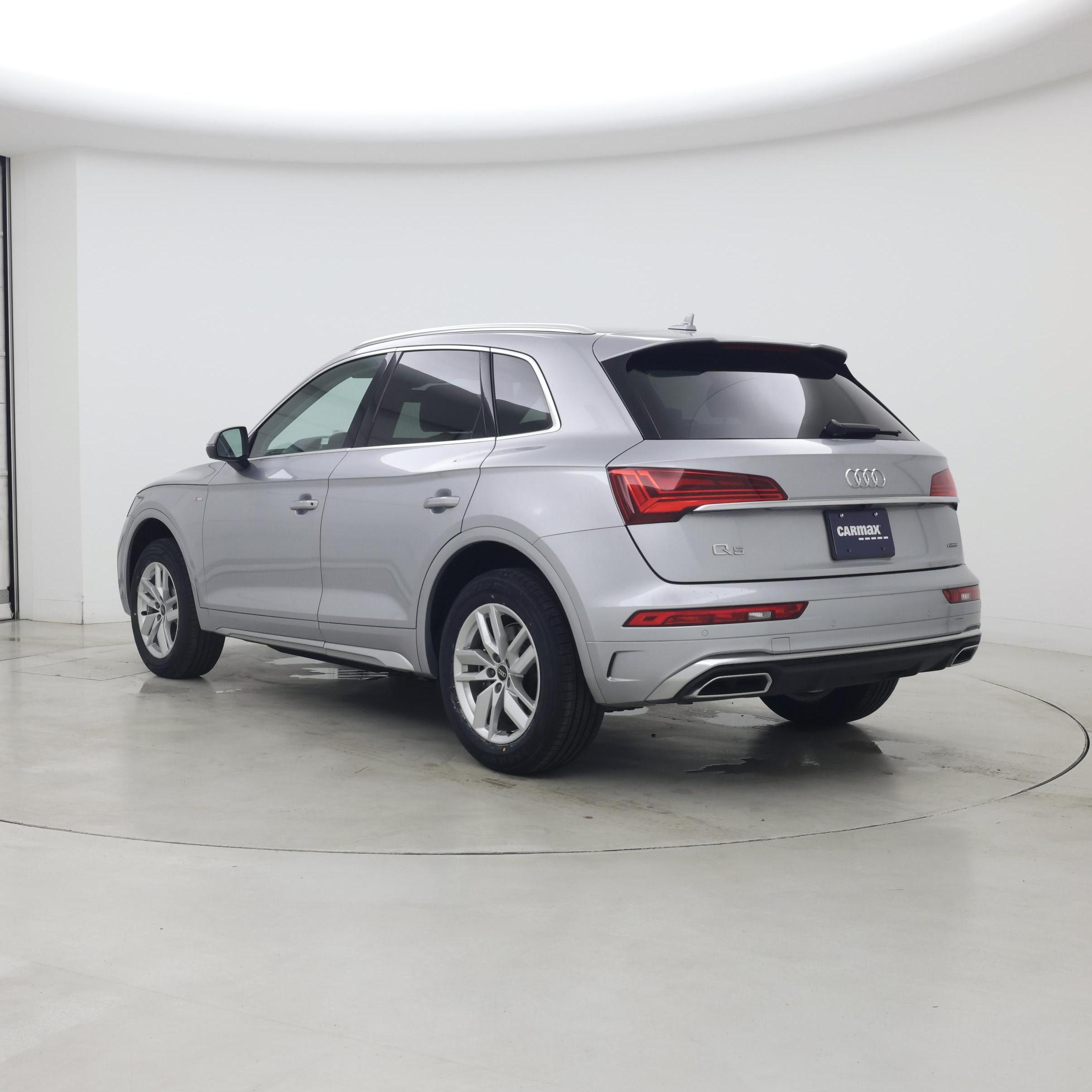 Thumbnail: 2023 Audi Q5 - 2