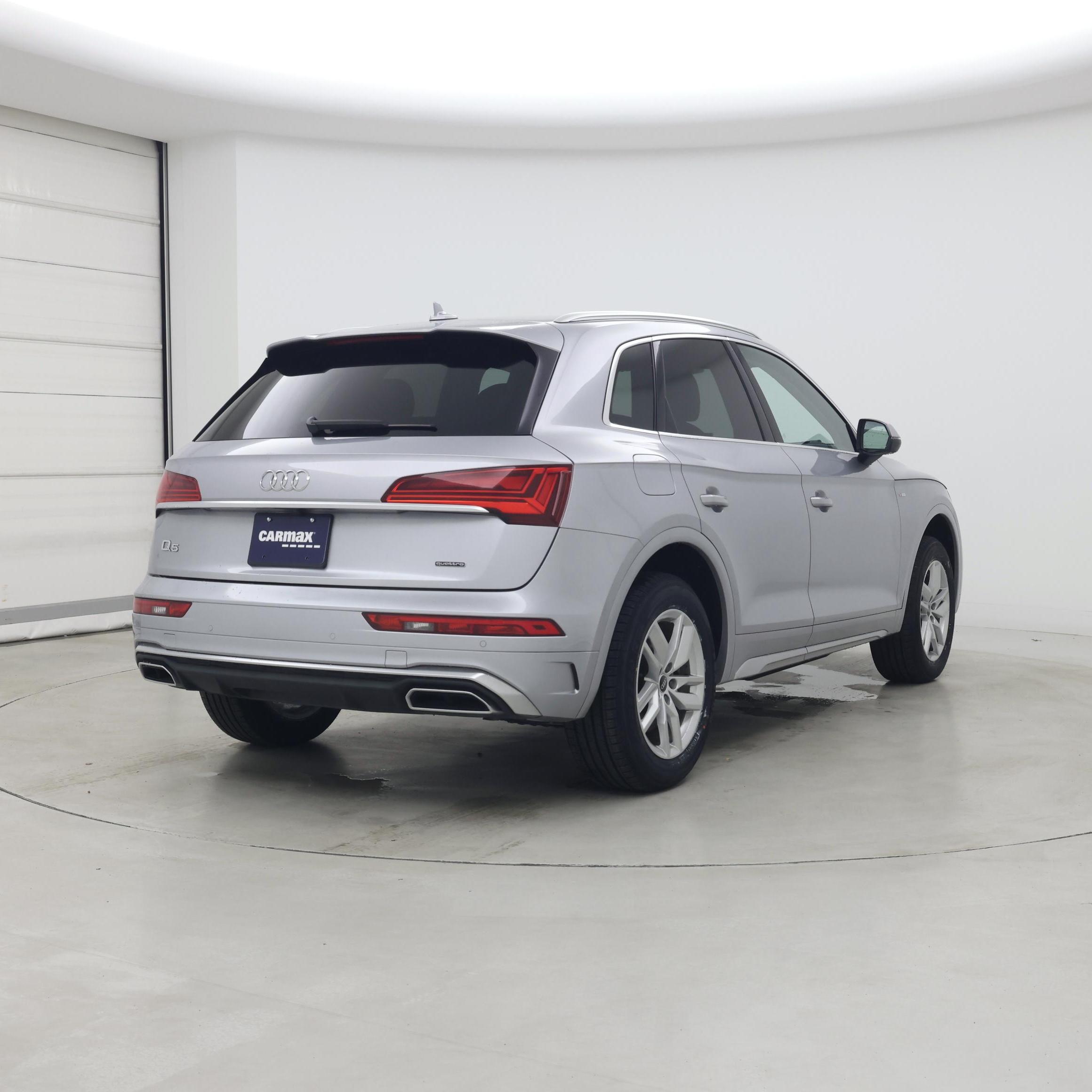 Thumbnail: 2023 Audi Q5 - 8