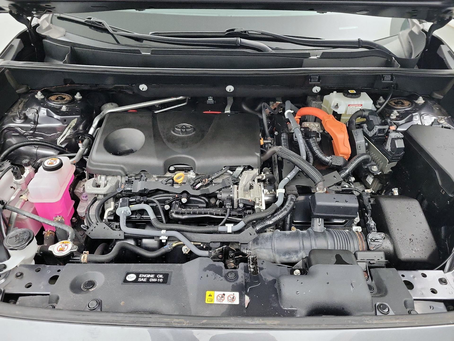 Thumbnail: 2021 Toyota RAV4 - 19