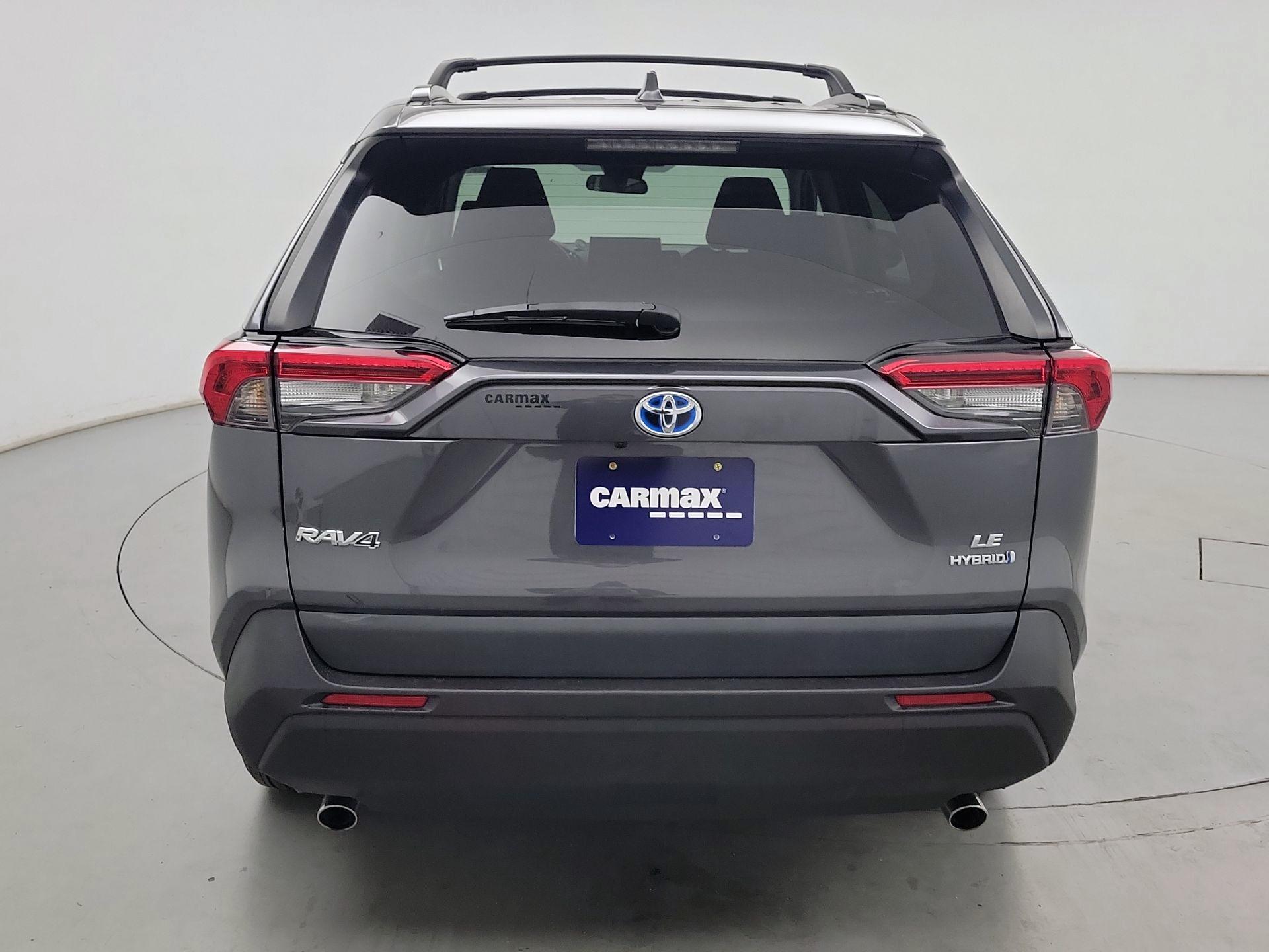 Thumbnail: 2021 Toyota RAV4 - 6