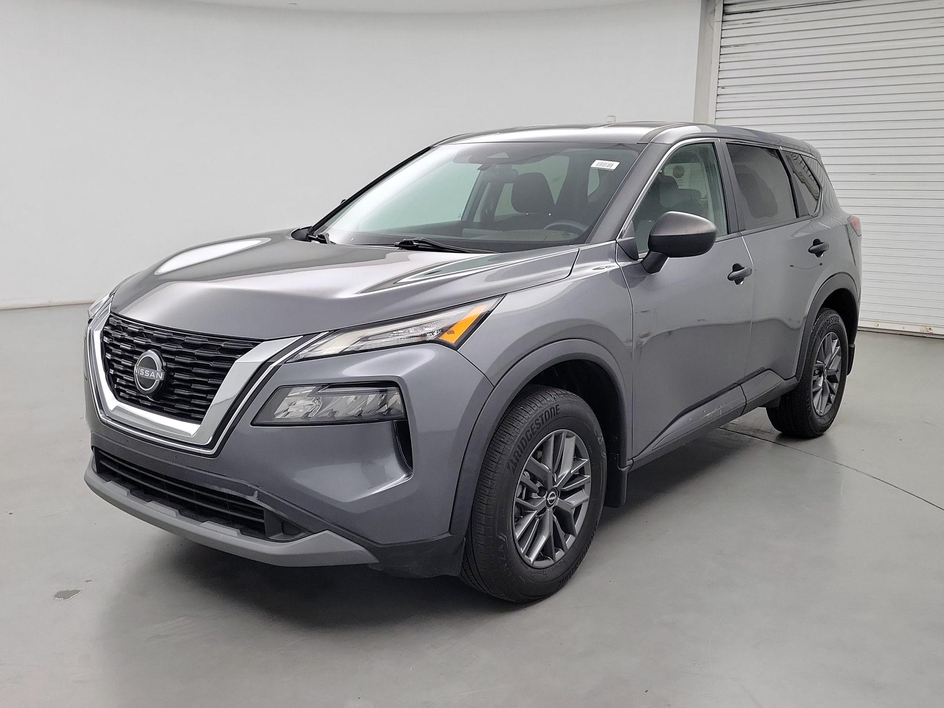 Thumbnail: 2023 Nissan Rogue - 3