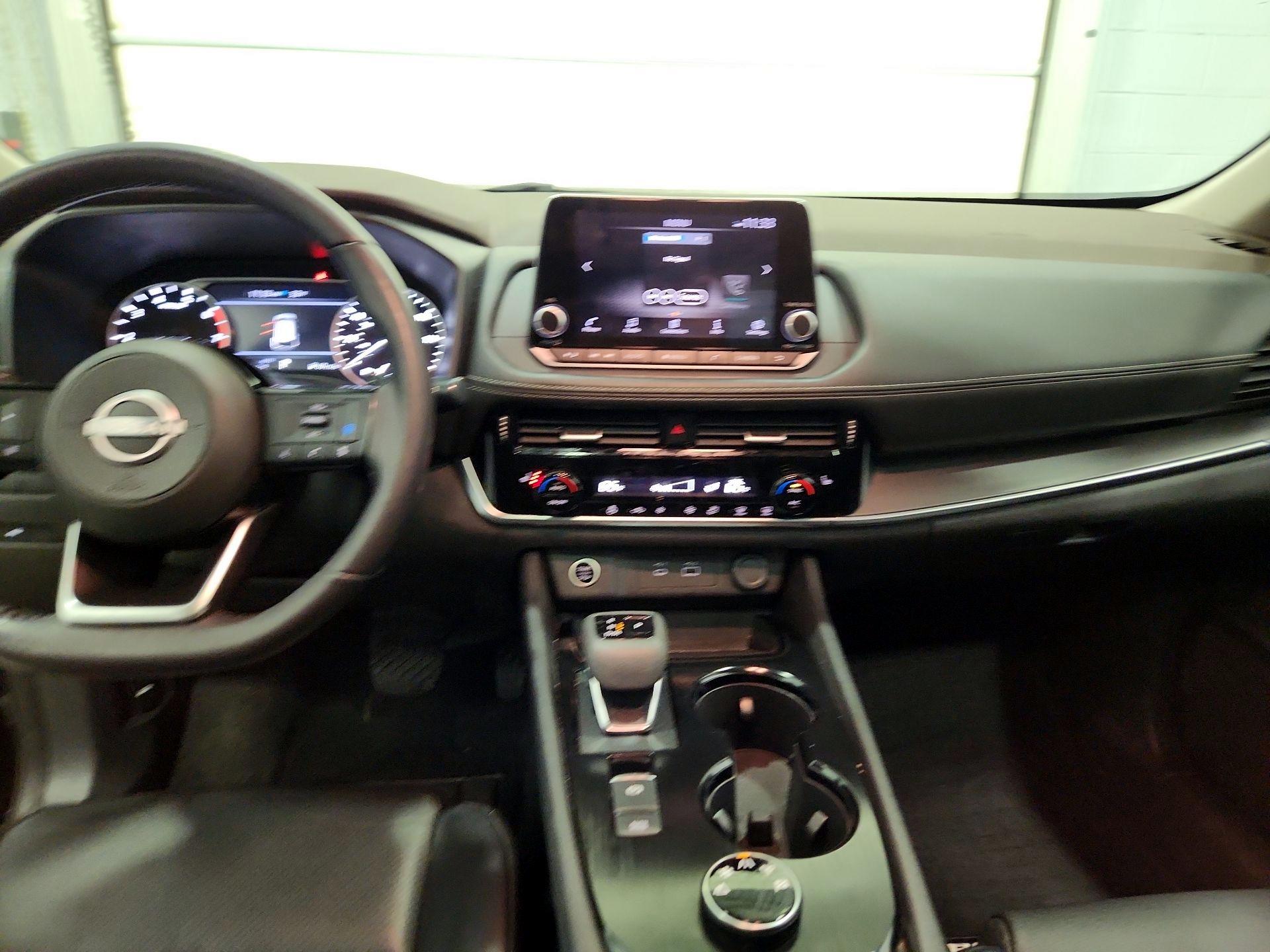 Thumbnail: 2023 Nissan Rogue - 9