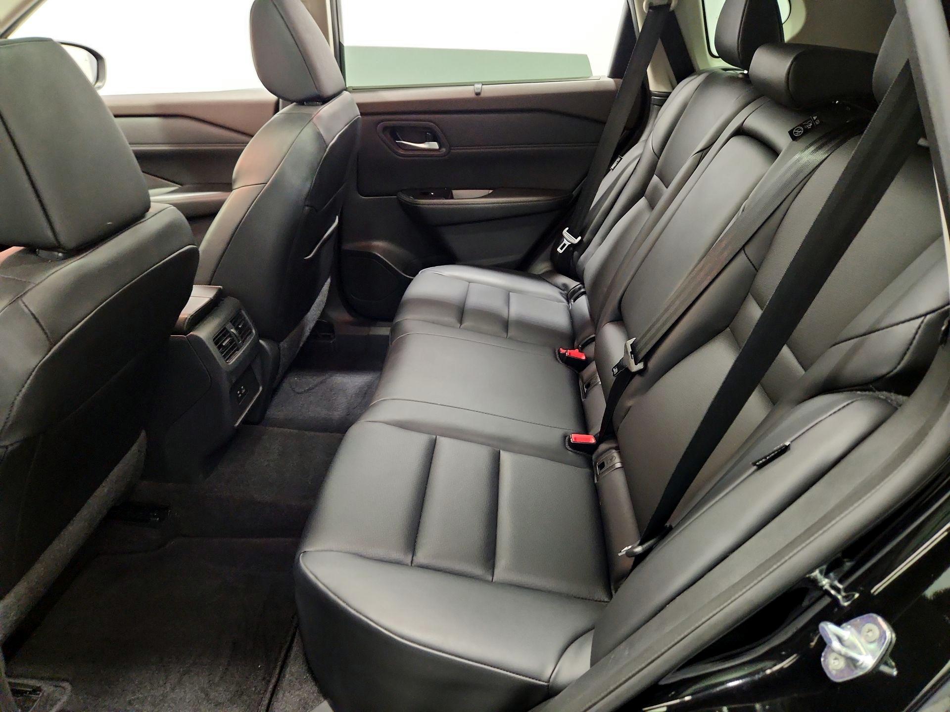 Thumbnail: 2023 Nissan Rogue - 20