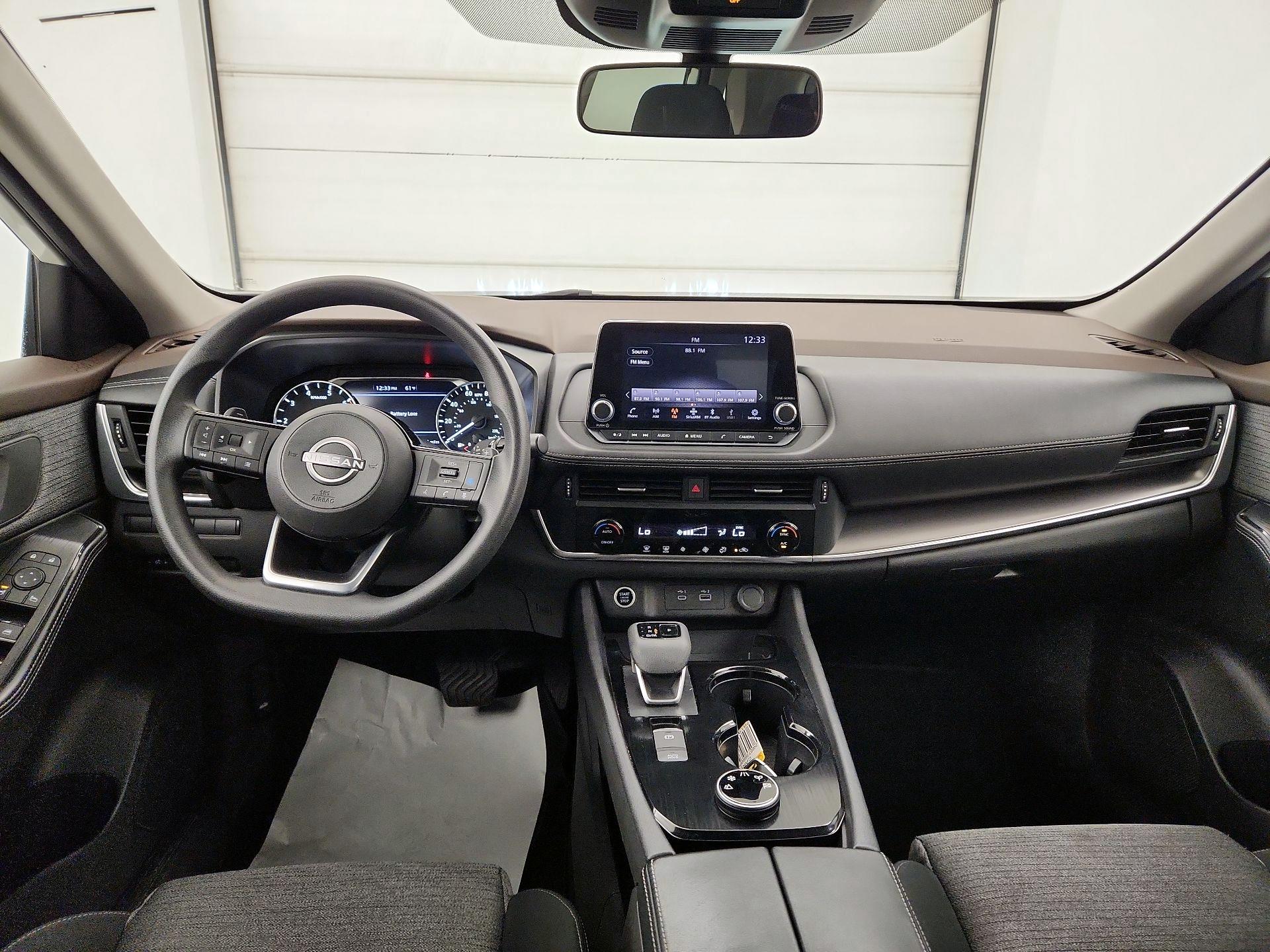 Thumbnail: 2023 Nissan Rogue - 9