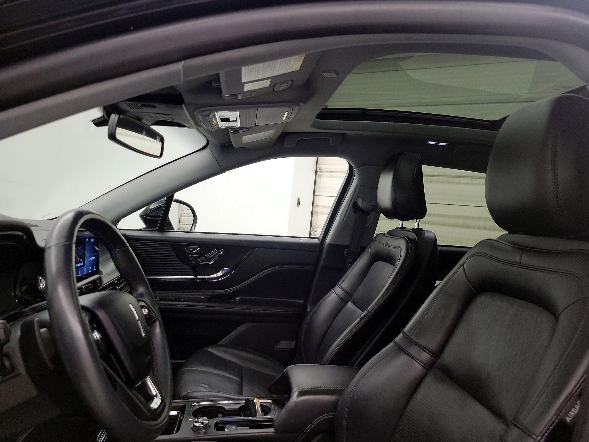 Thumbnail: 2021 Lincoln Corsair - 20