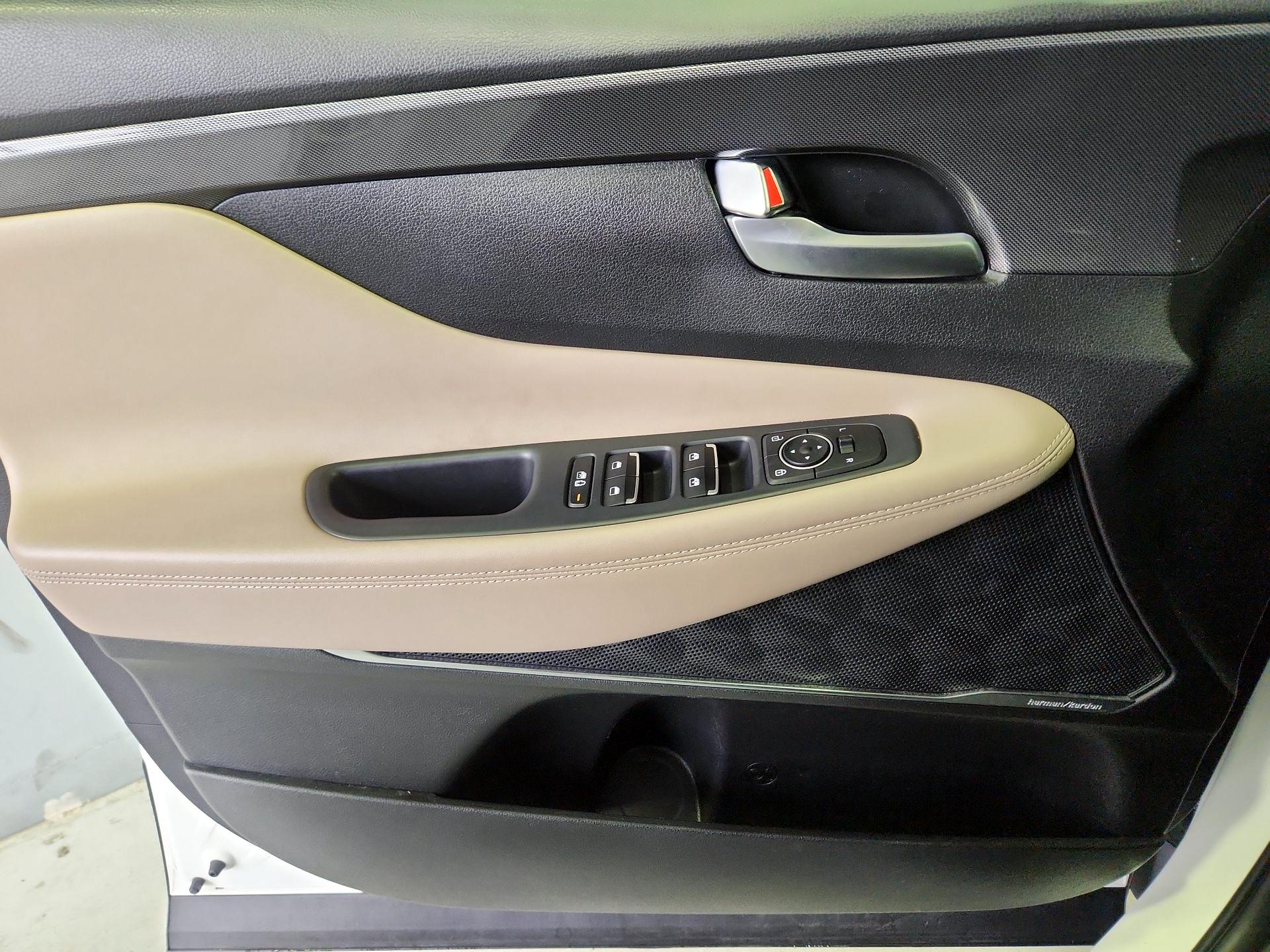 Thumbnail: 2023 Hyundai Santa Fe - 12