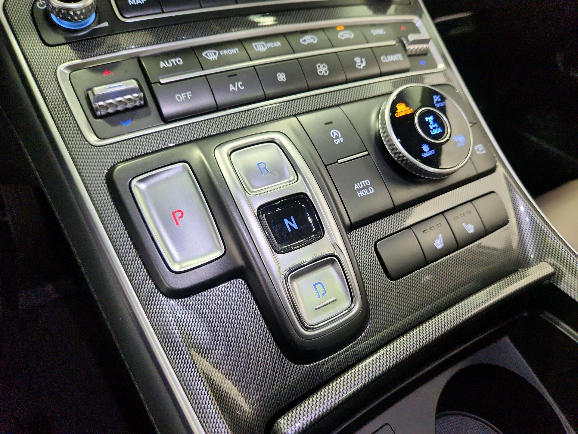 Thumbnail: 2023 Hyundai Santa Fe - 18