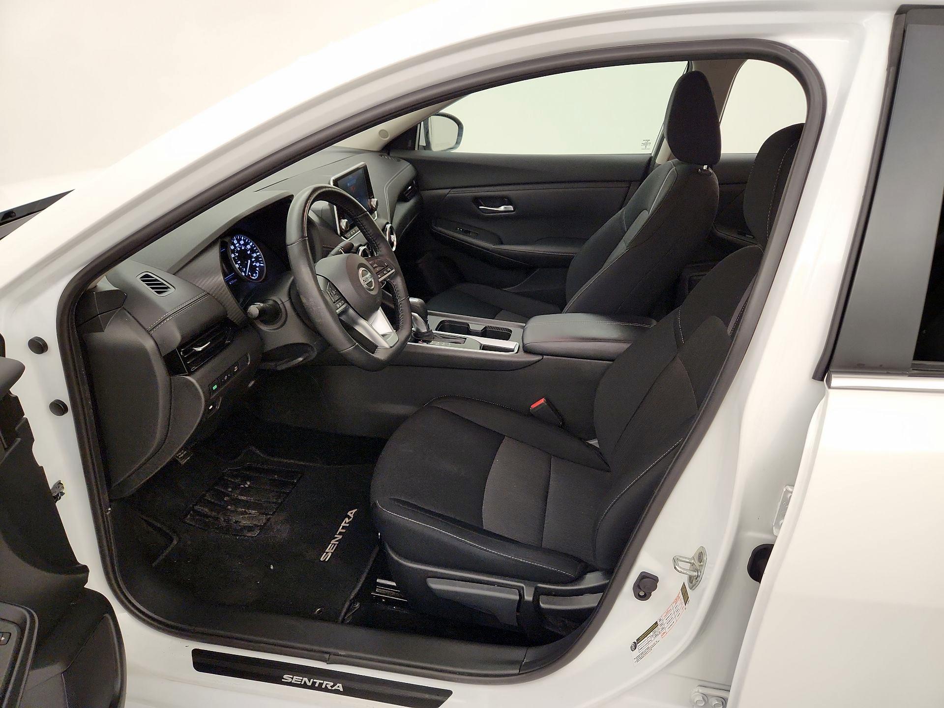 Thumbnail: 2022 Nissan Sentra - 11