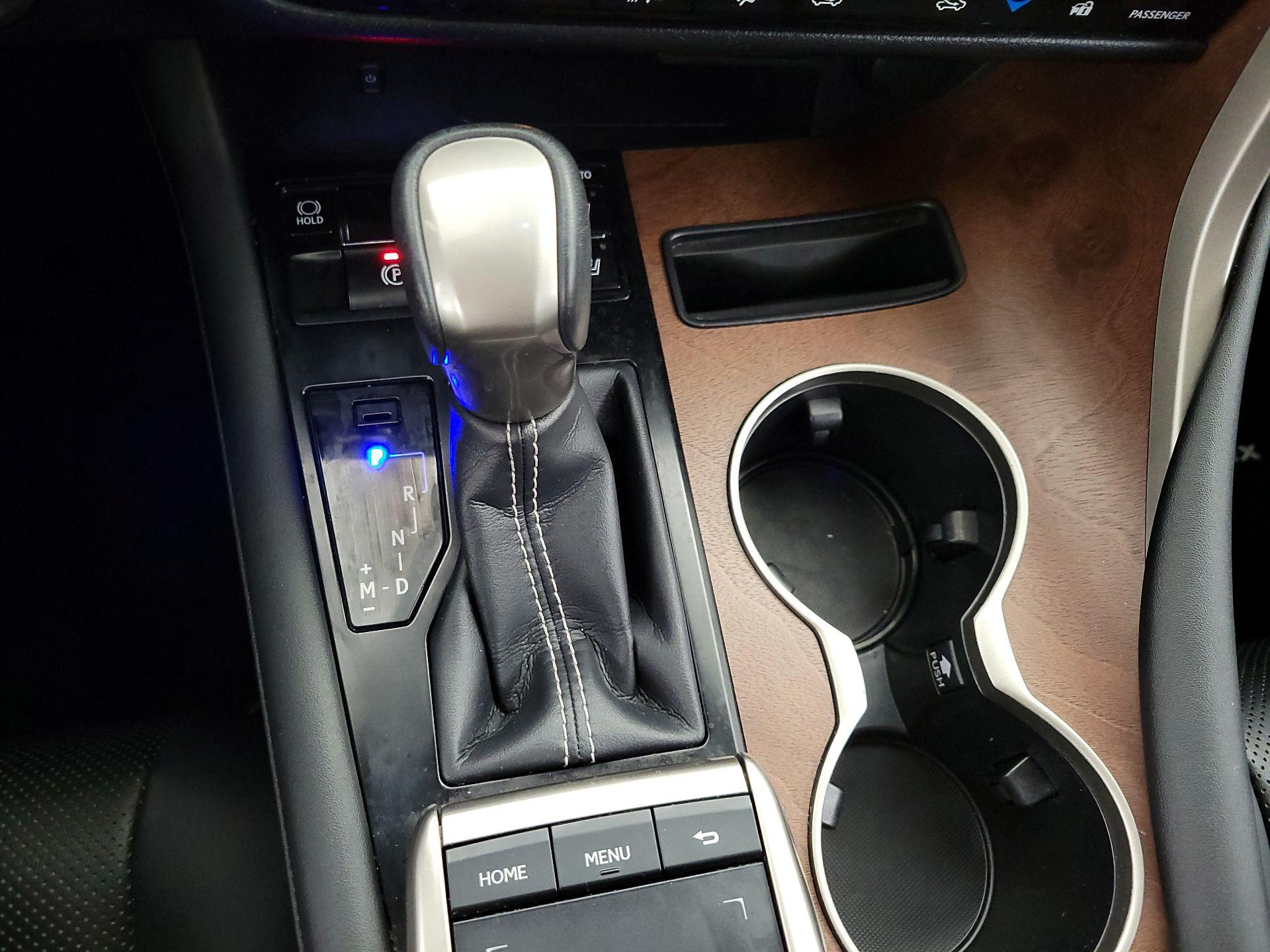 Thumbnail: 2022 Lexus RX - 17