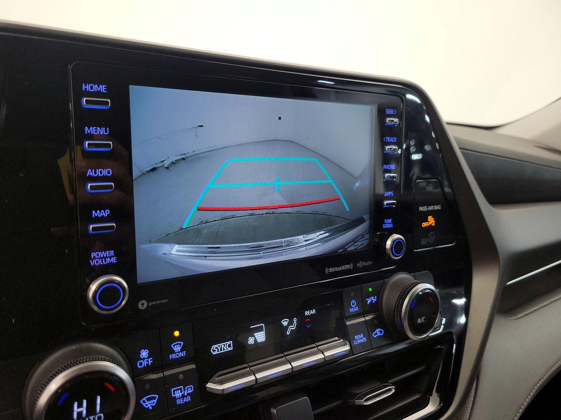 Thumbnail: 2022 Toyota Highlander - 14