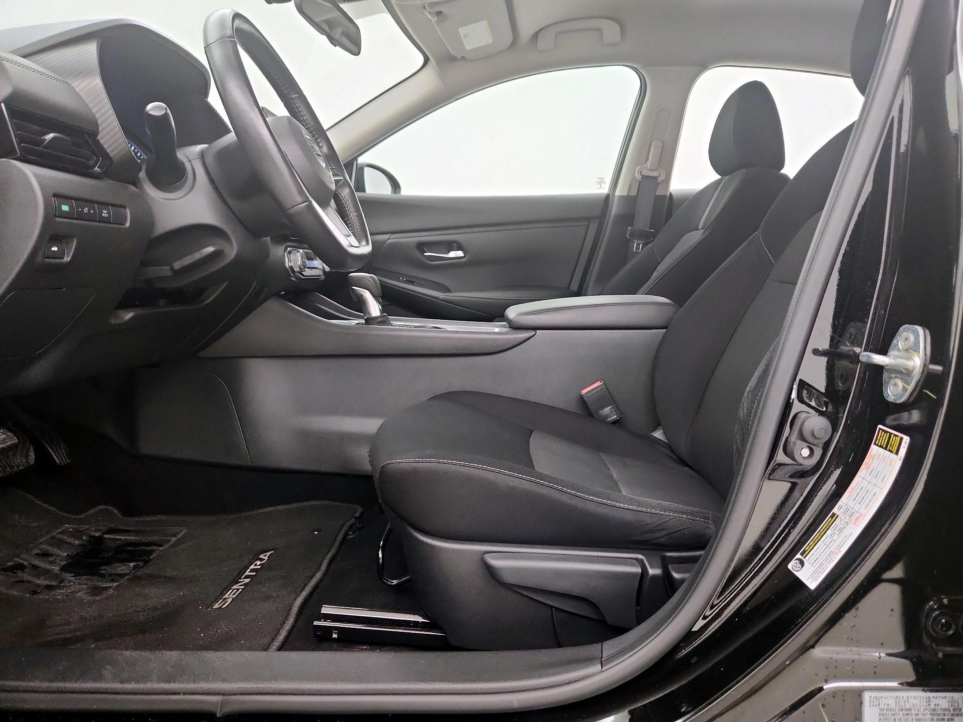 Thumbnail: 2023 Nissan Sentra - 11