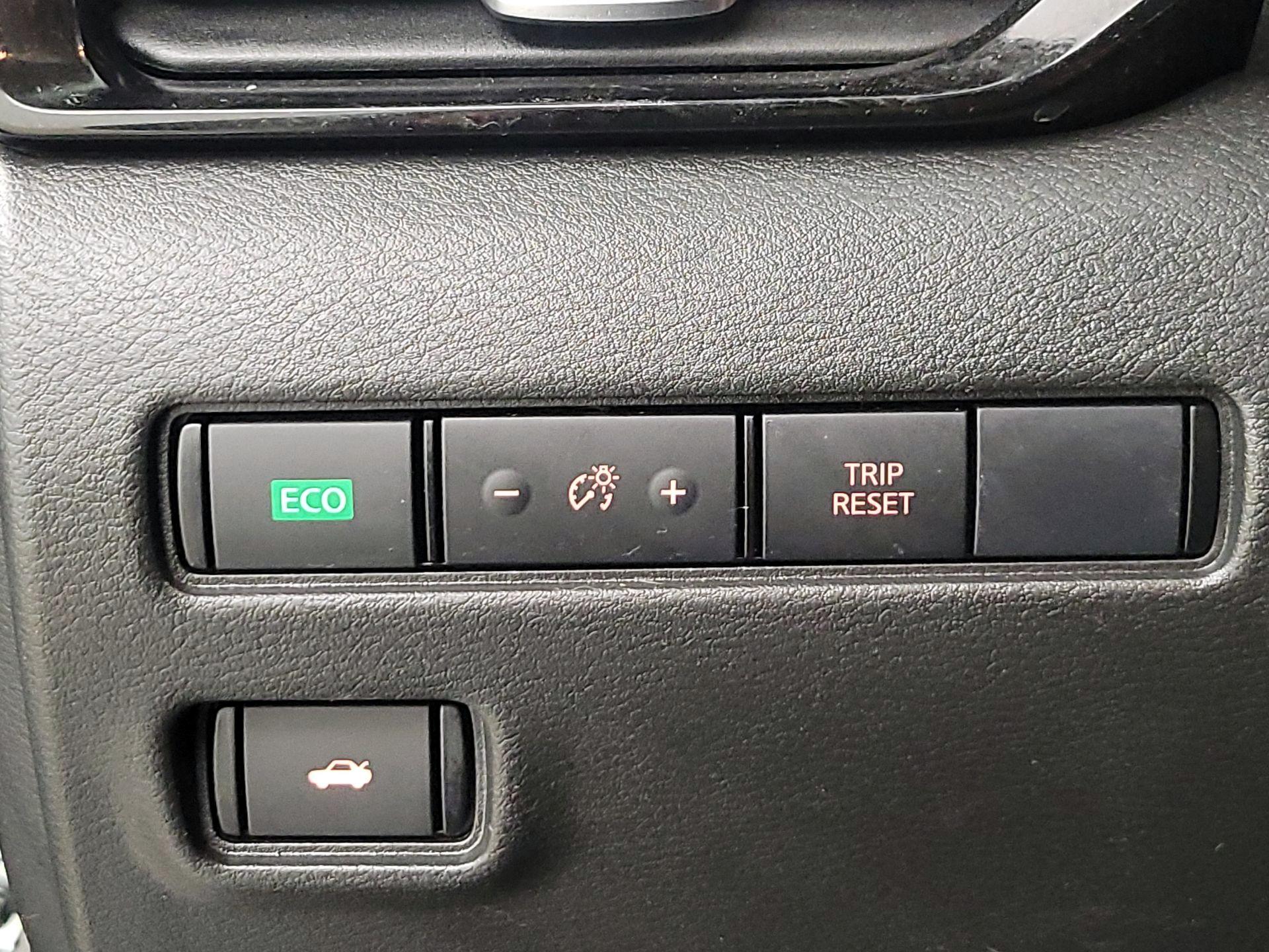 Thumbnail: 2023 Nissan Sentra - 13