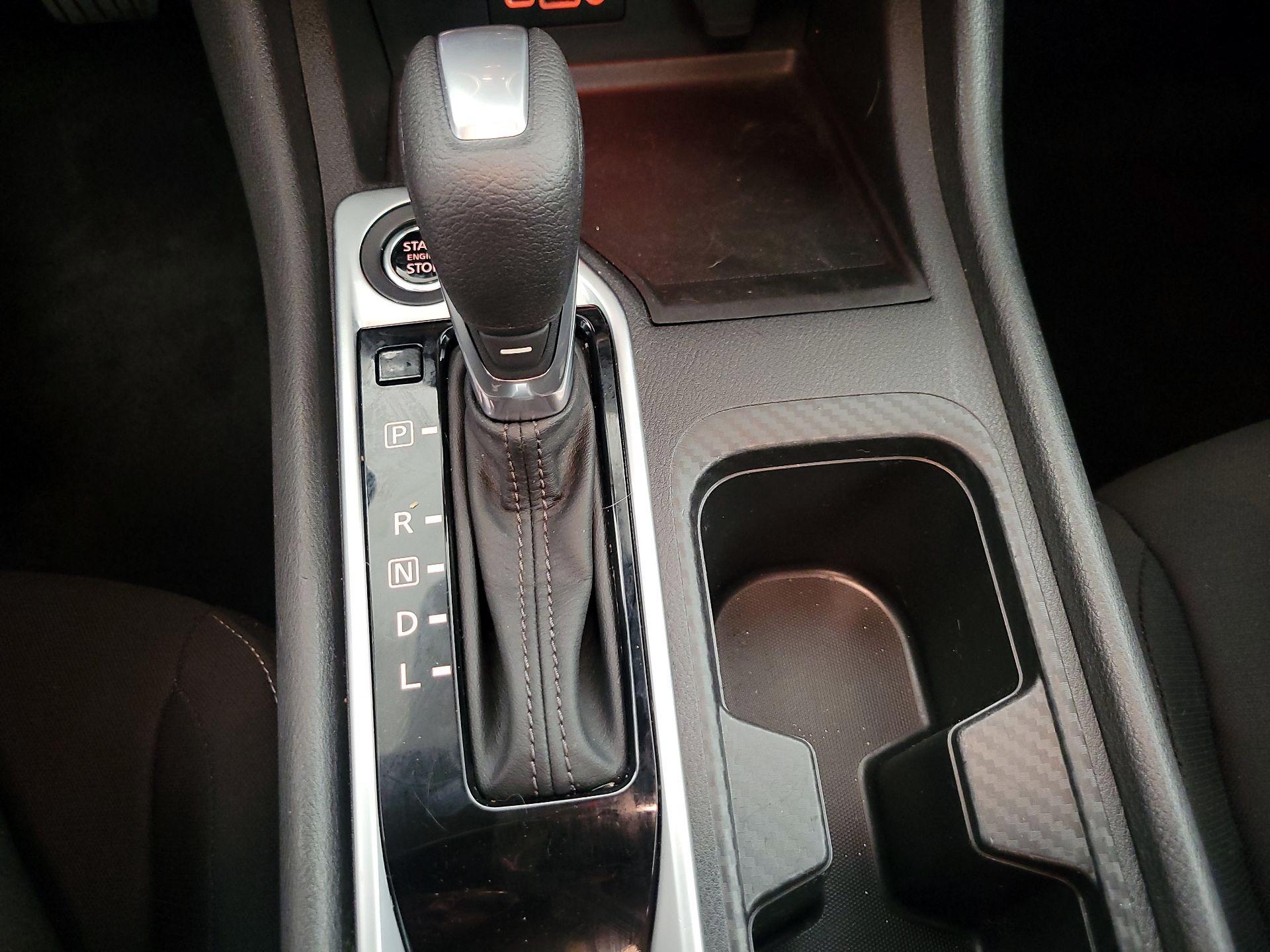 Thumbnail: 2023 Nissan Sentra - 17