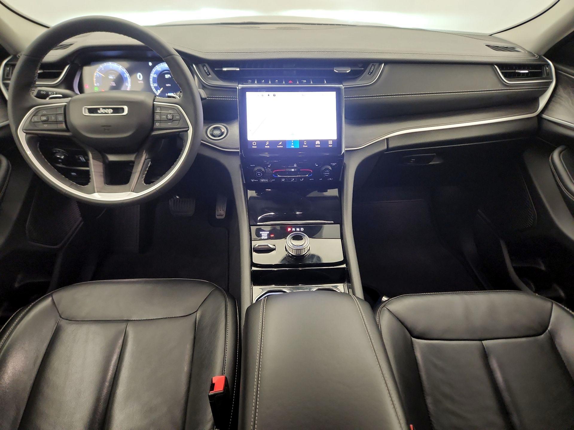 Thumbnail: 2023 Jeep Grand Cherokee - 9